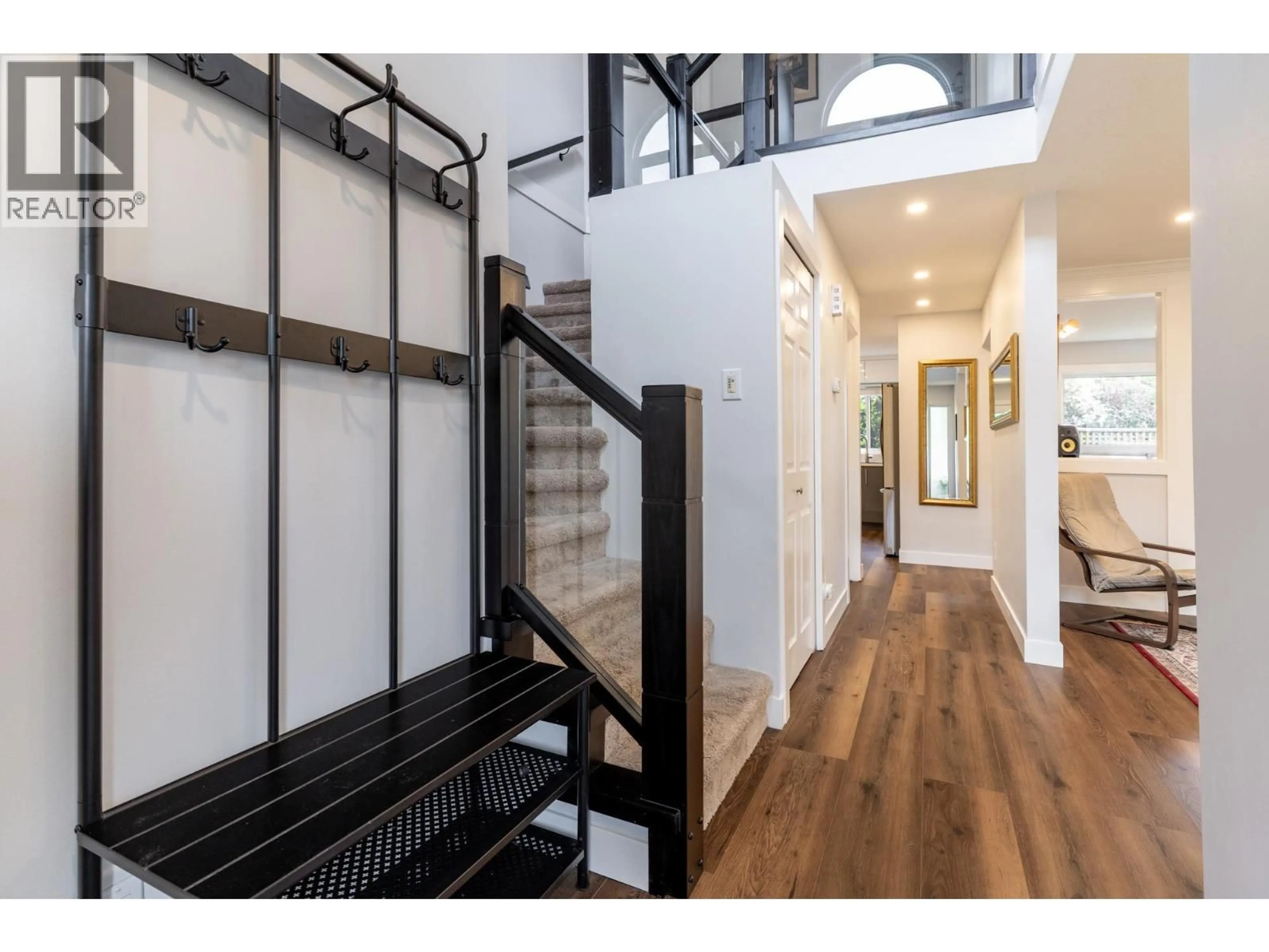 Indoor entryway for 4734 CEDAR TREE LANE, Ladner British Columbia V4K4G6