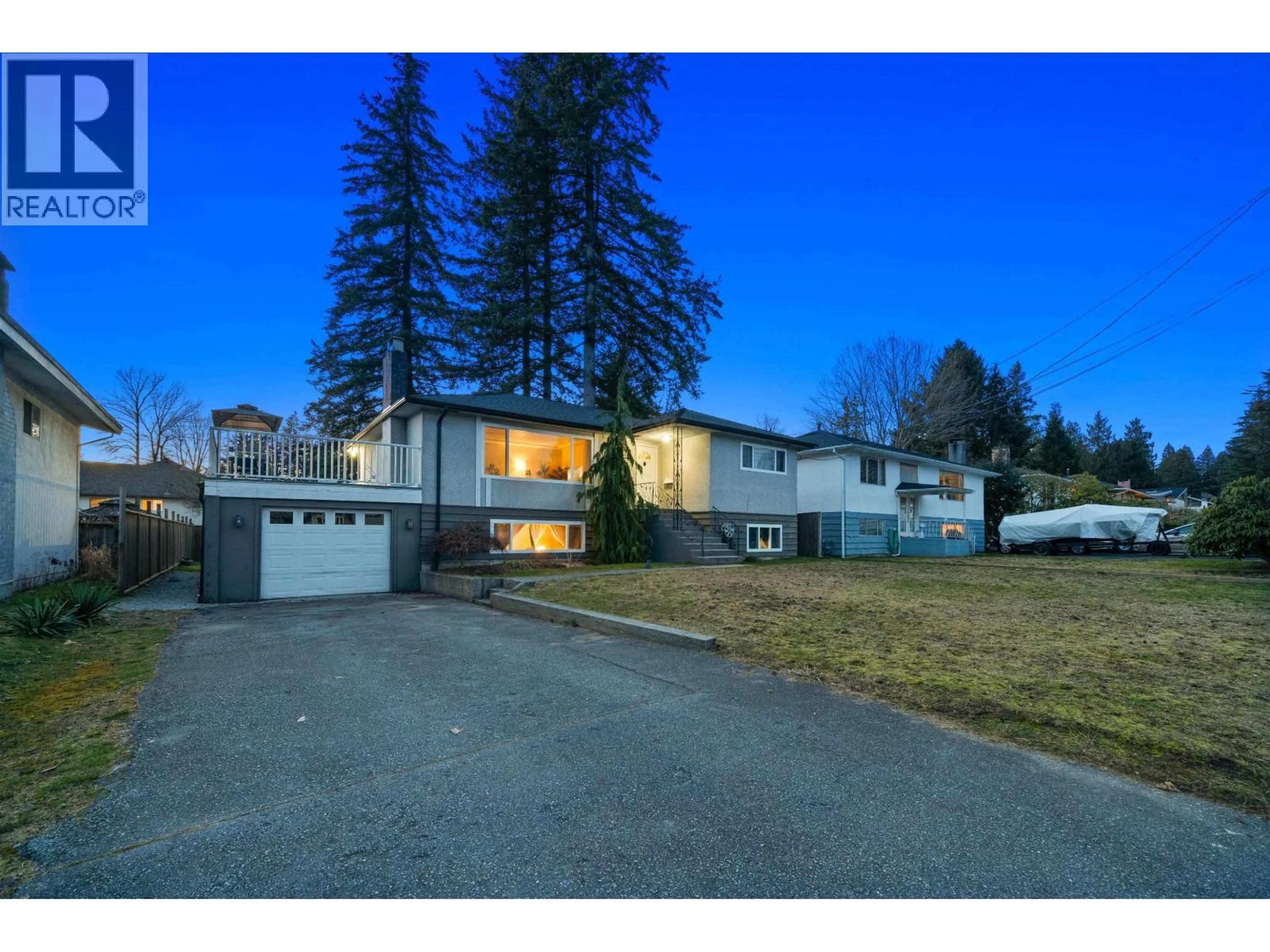 A pic from outside/outdoor area/front of a property/back of a property/a pic from drone, street for 3949 SEFTON STREET, Port Coquitlam British Columbia V3B3S2