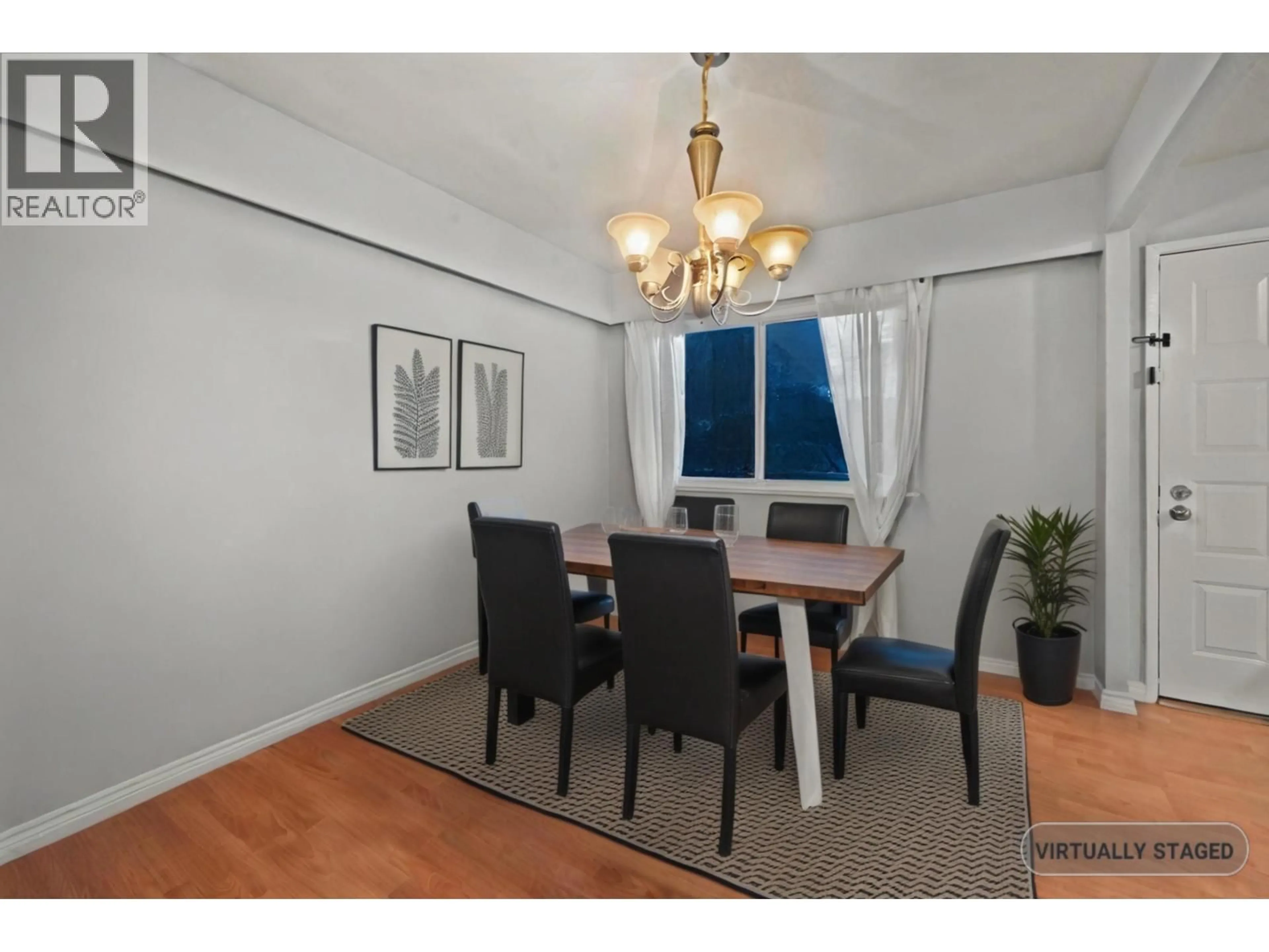 Dining room, wood/laminate floor for 3949 SEFTON STREET, Port Coquitlam British Columbia V3B3S2