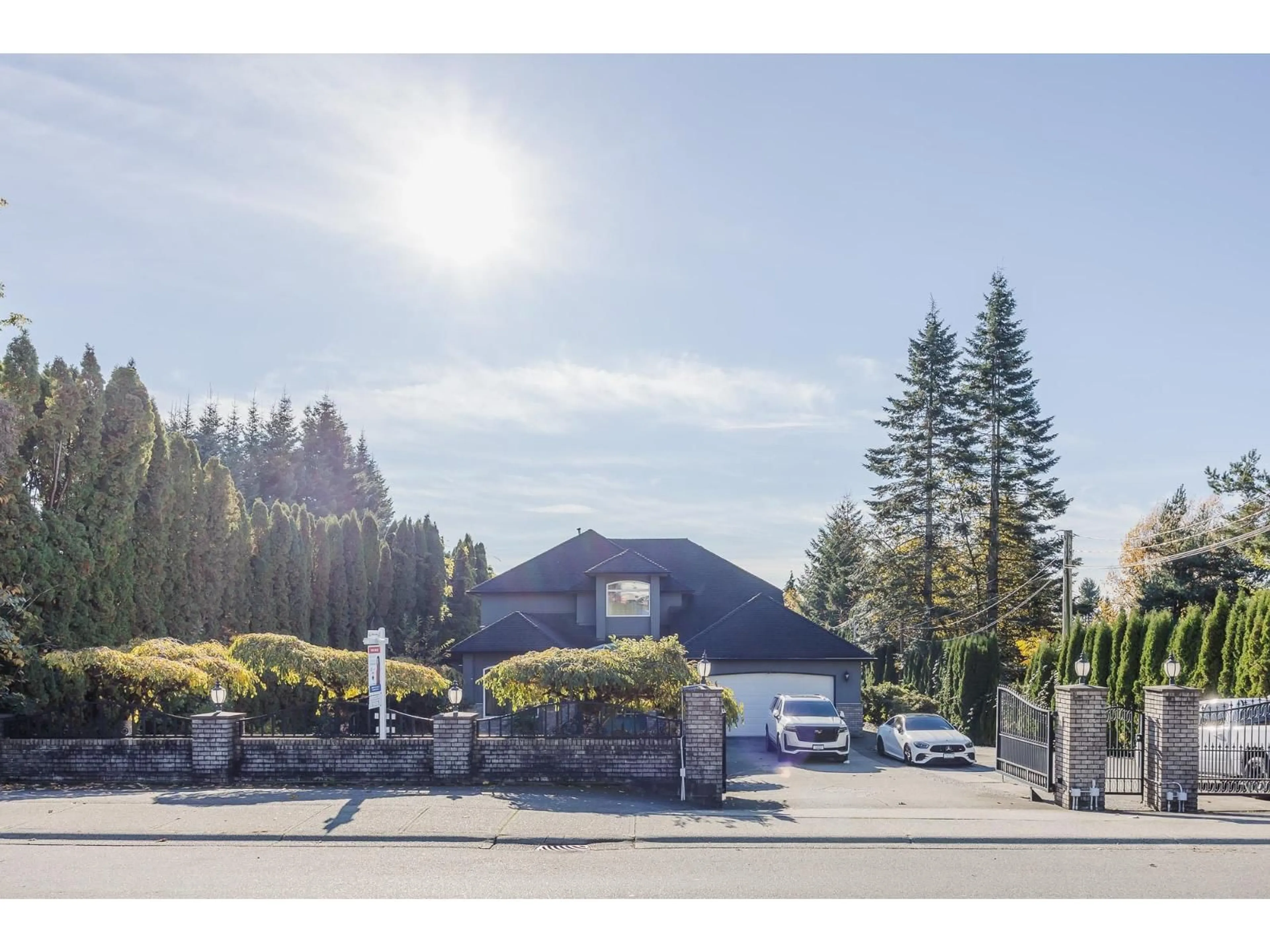 A pic from outside/outdoor area/front of a property/back of a property/a pic from drone, mountain view for 32832 BEST, Mission British Columbia V2V2S8