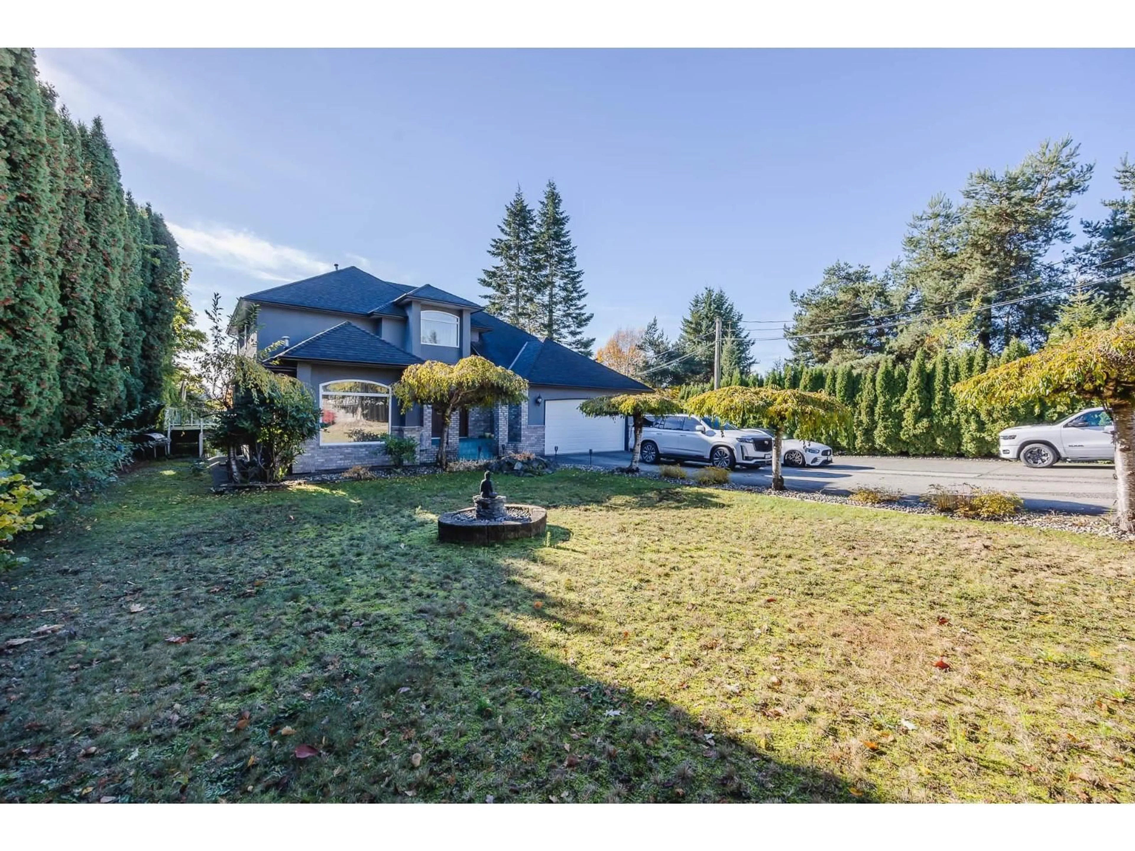A pic from outside/outdoor area/front of a property/back of a property/a pic from drone, street for 32832 BEST, Mission British Columbia V2V2S8