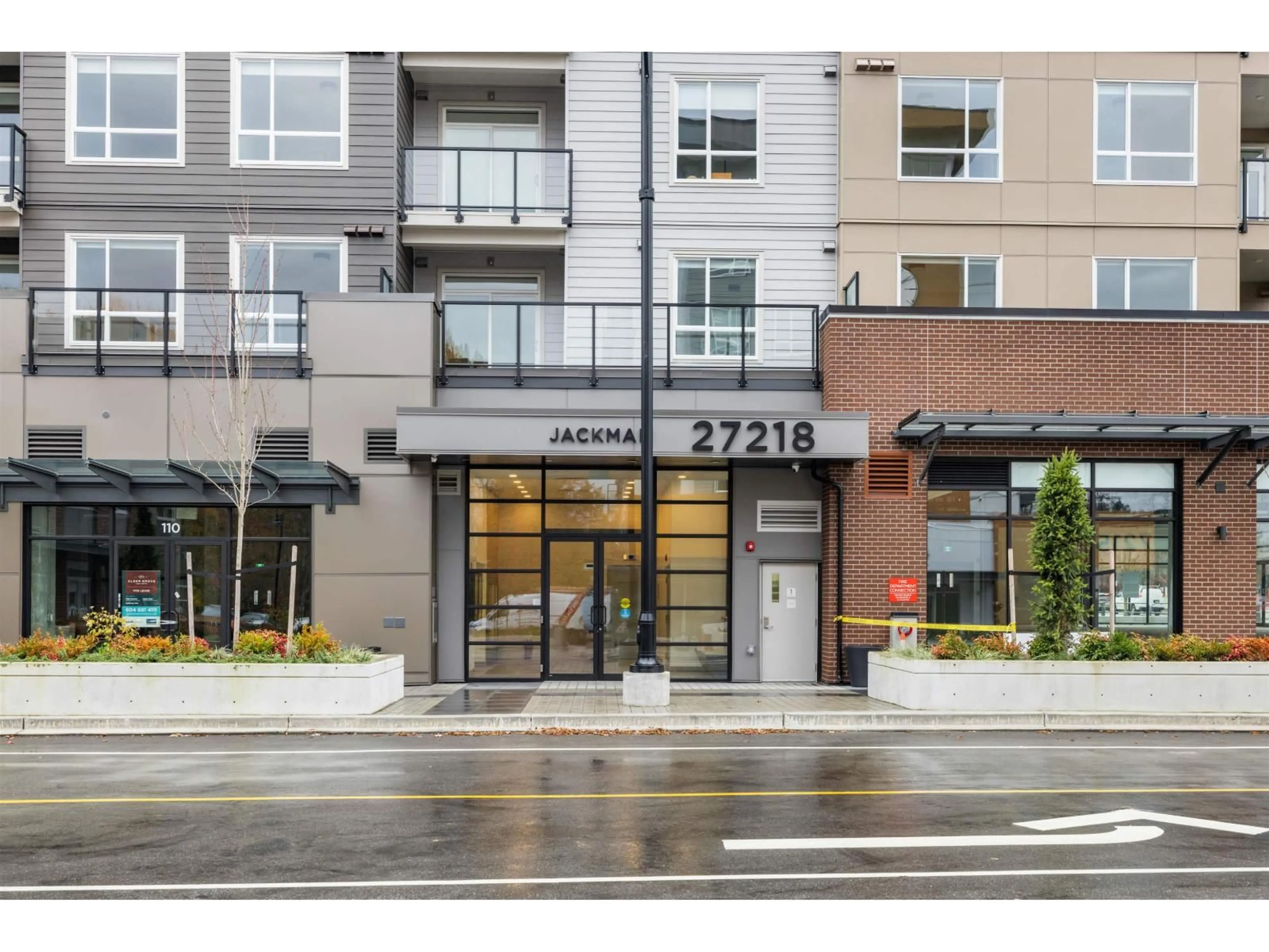 Unknown for 601 - 27218 ALDERGROVE TOWN CENTRE, Langley British Columbia V4W0E4