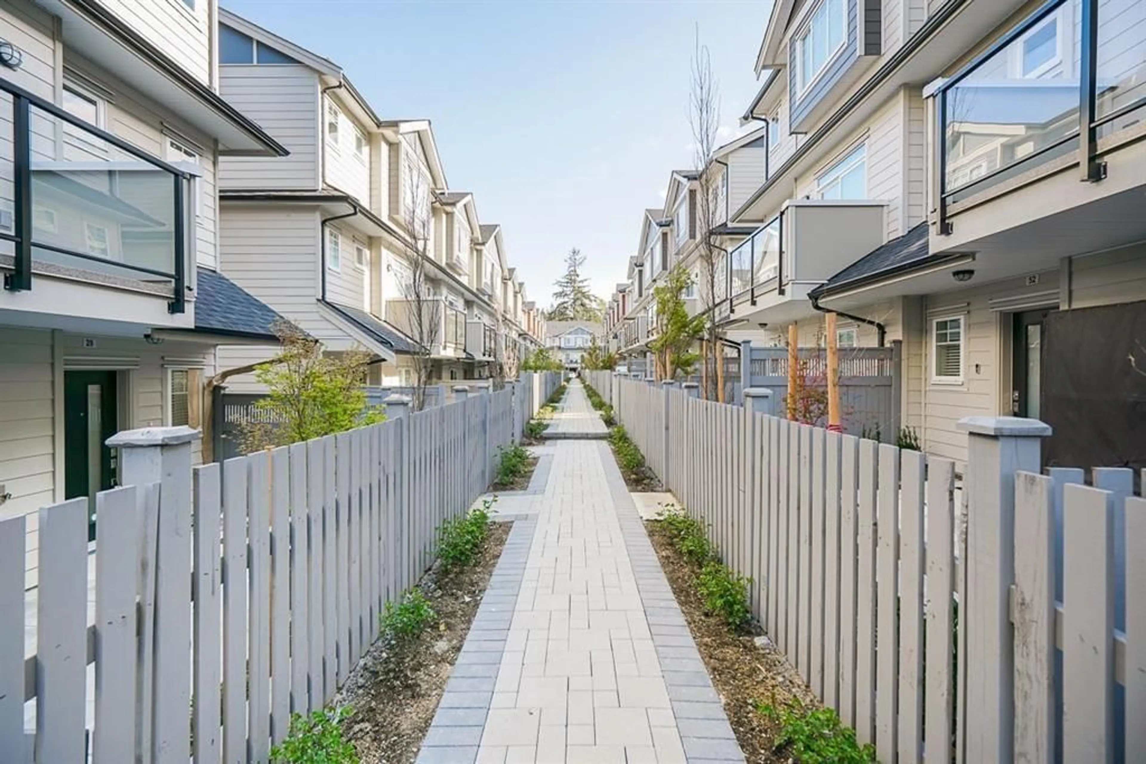 Patio, street for 29 - 13898 64 AVENUE, Surrey British Columbia V3W1L6