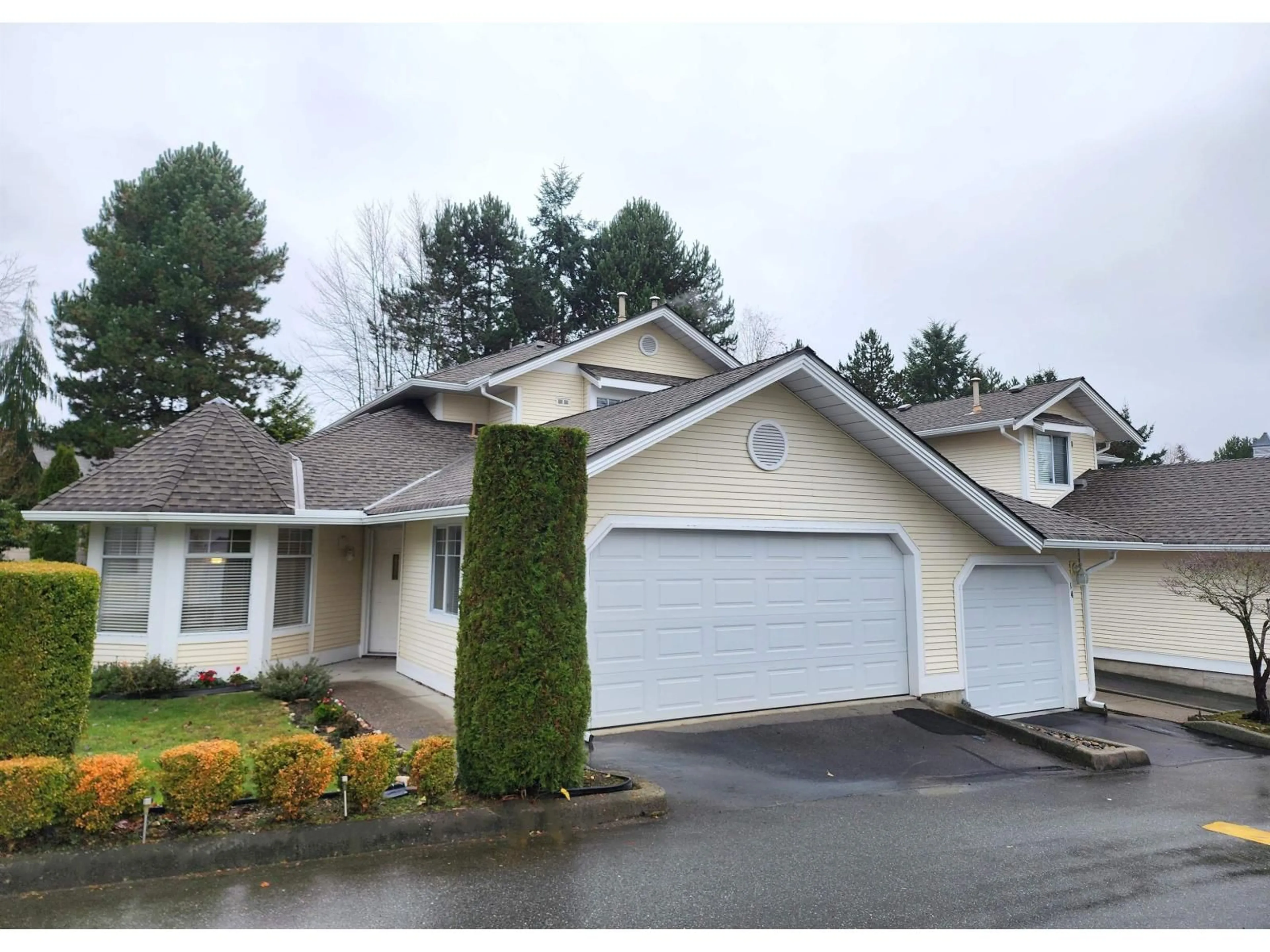 Unknown for 35 - 8737 212, Langley British Columbia V4W2C8