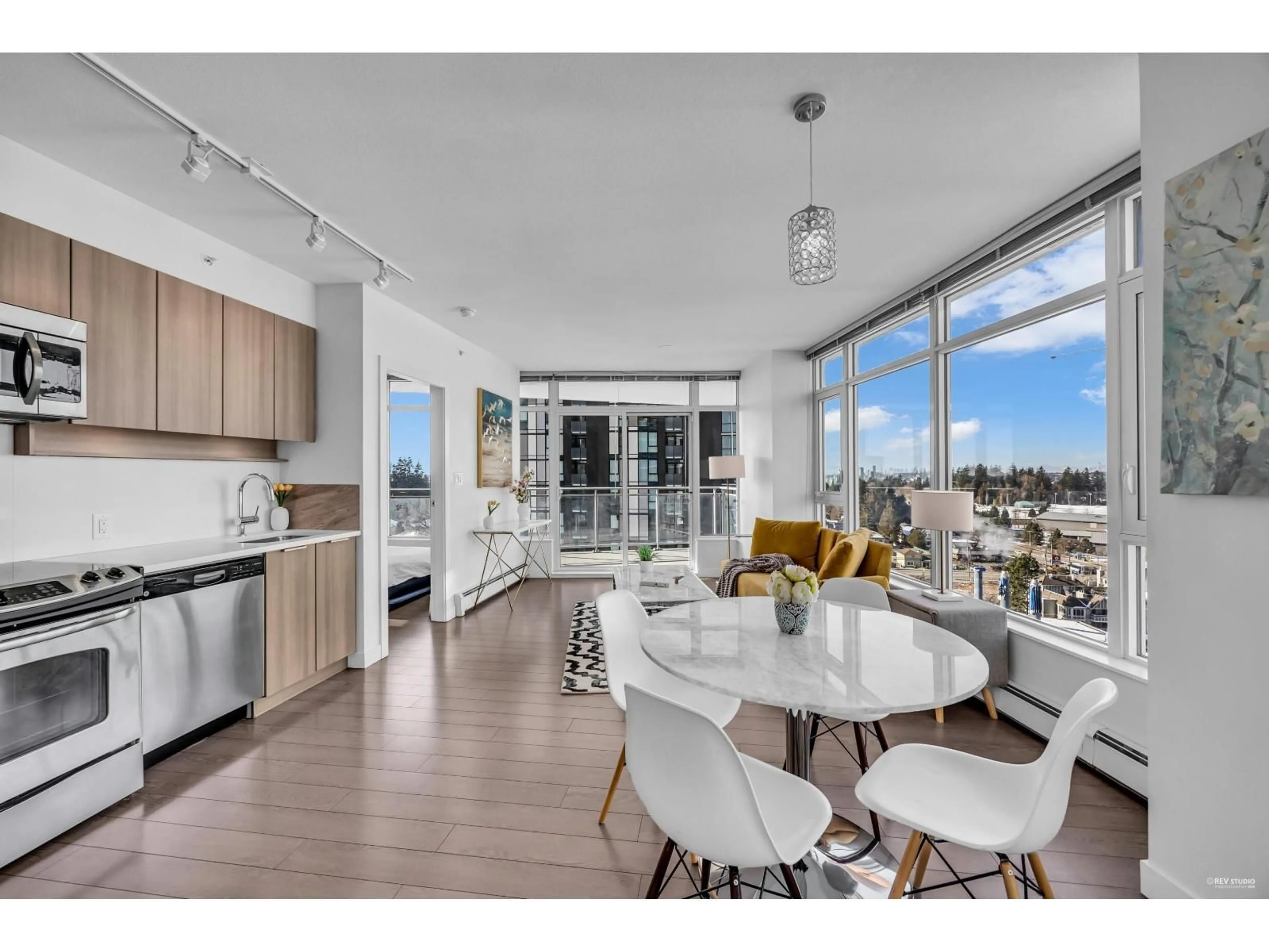 Open concept kitchen, unknown for 1103 - 13308 CENTRAL AVENUE, Surrey British Columbia V3T0M4