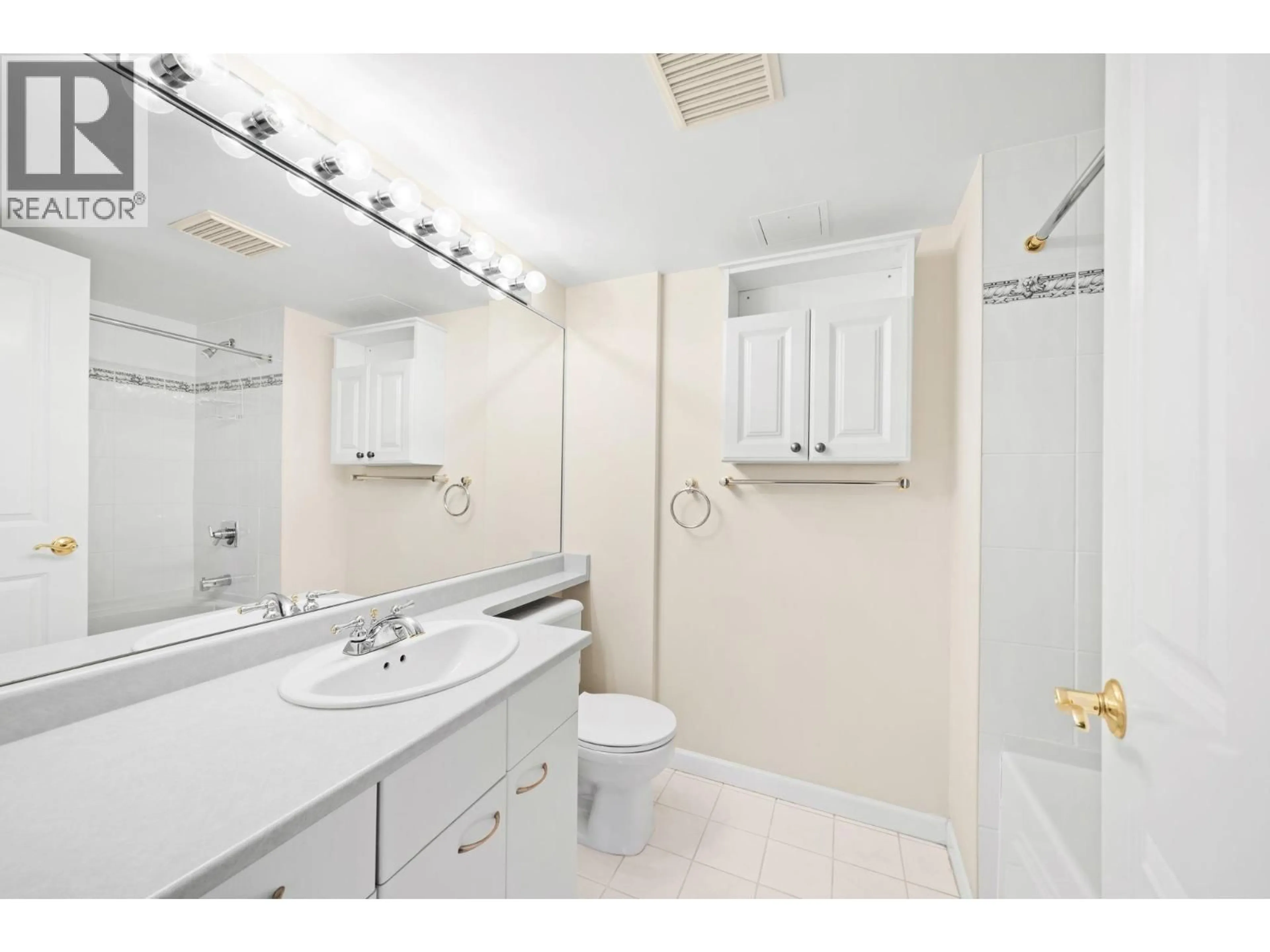 Standard bathroom, ceramic/tile floor for 2105 - 4425 HALIFAX STREET, Burnaby British Columbia V5C6P2