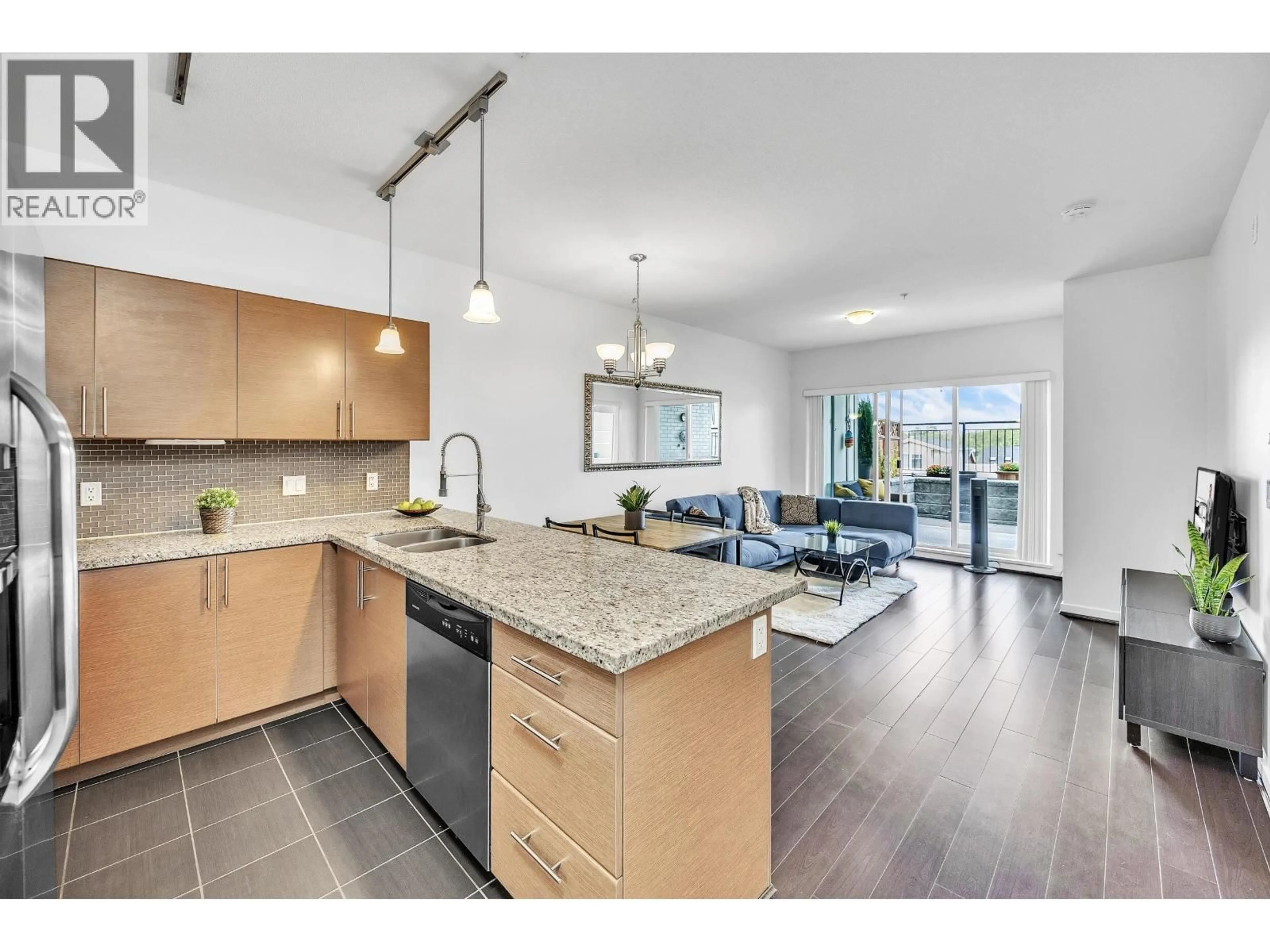 Open concept kitchen, unknown for 205 - 2239 KINGSWAY BOULEVARD, Vancouver British Columbia V5N0E5