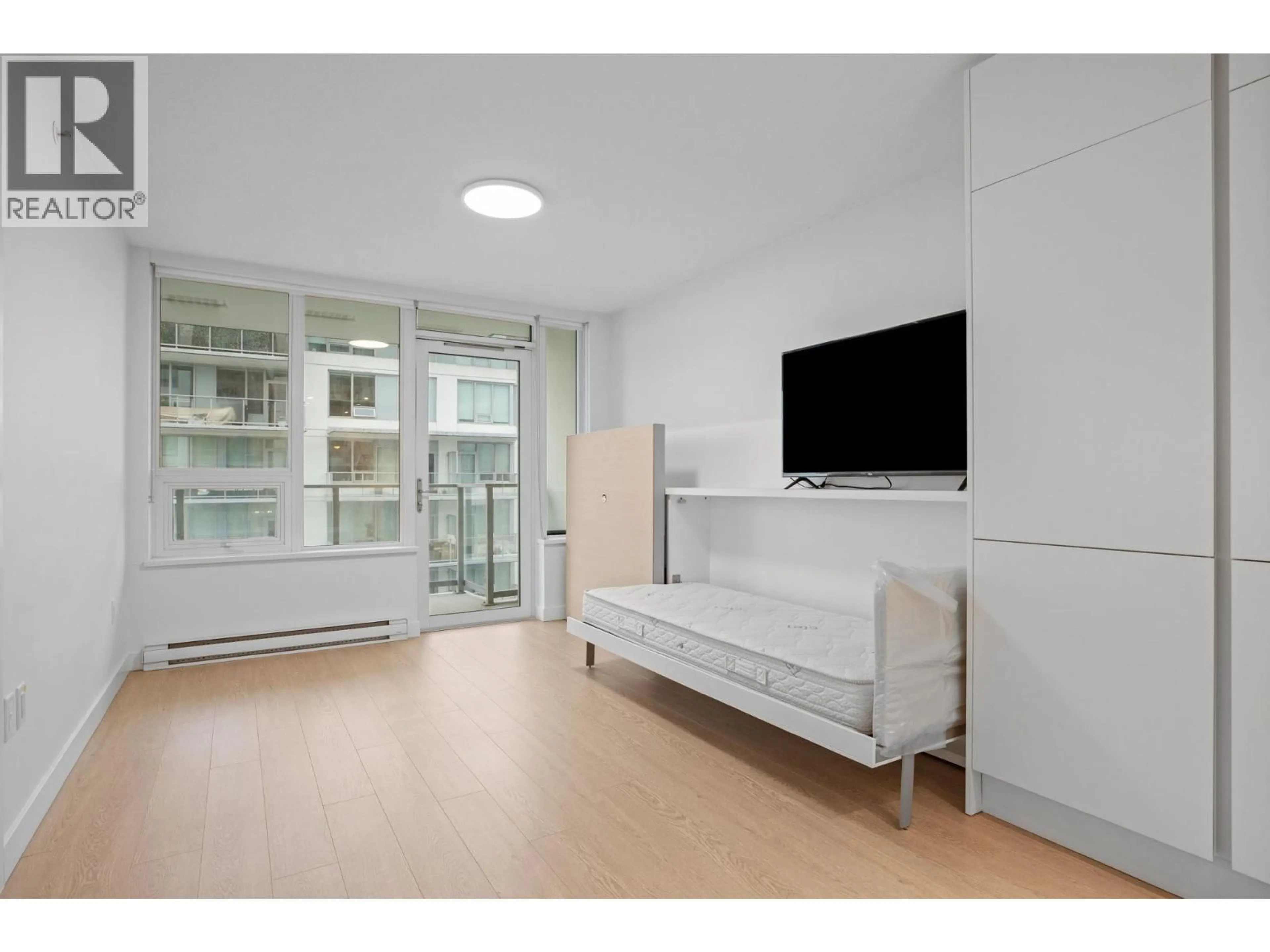 Unknown for 2607 - 908 QUAYSIDE DRIVE, New Westminster British Columbia V3M0L4