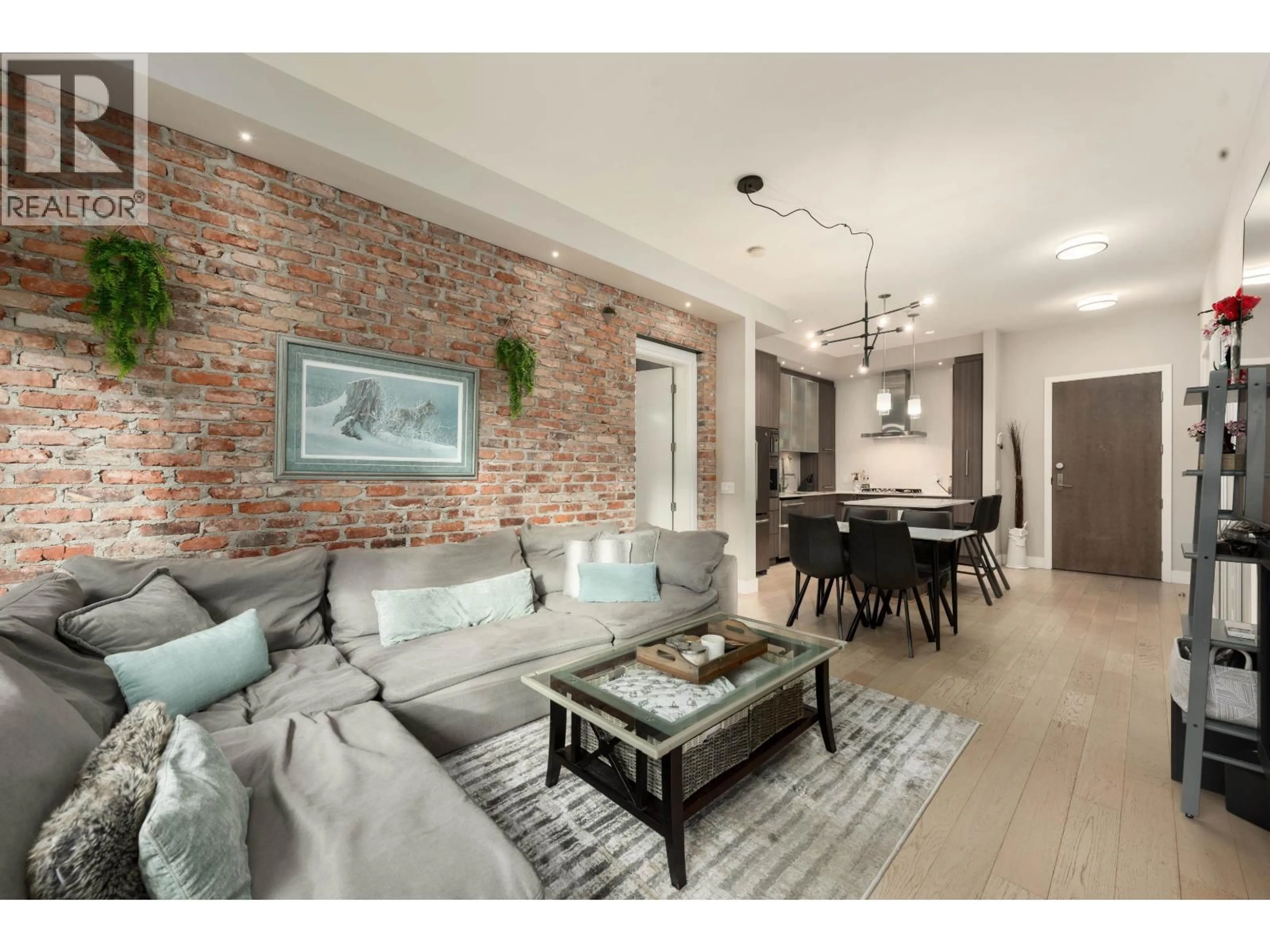 Living room with furniture, unknown for 116 - 262 SALTER STREET, New Westminster British Columbia V3M0J6