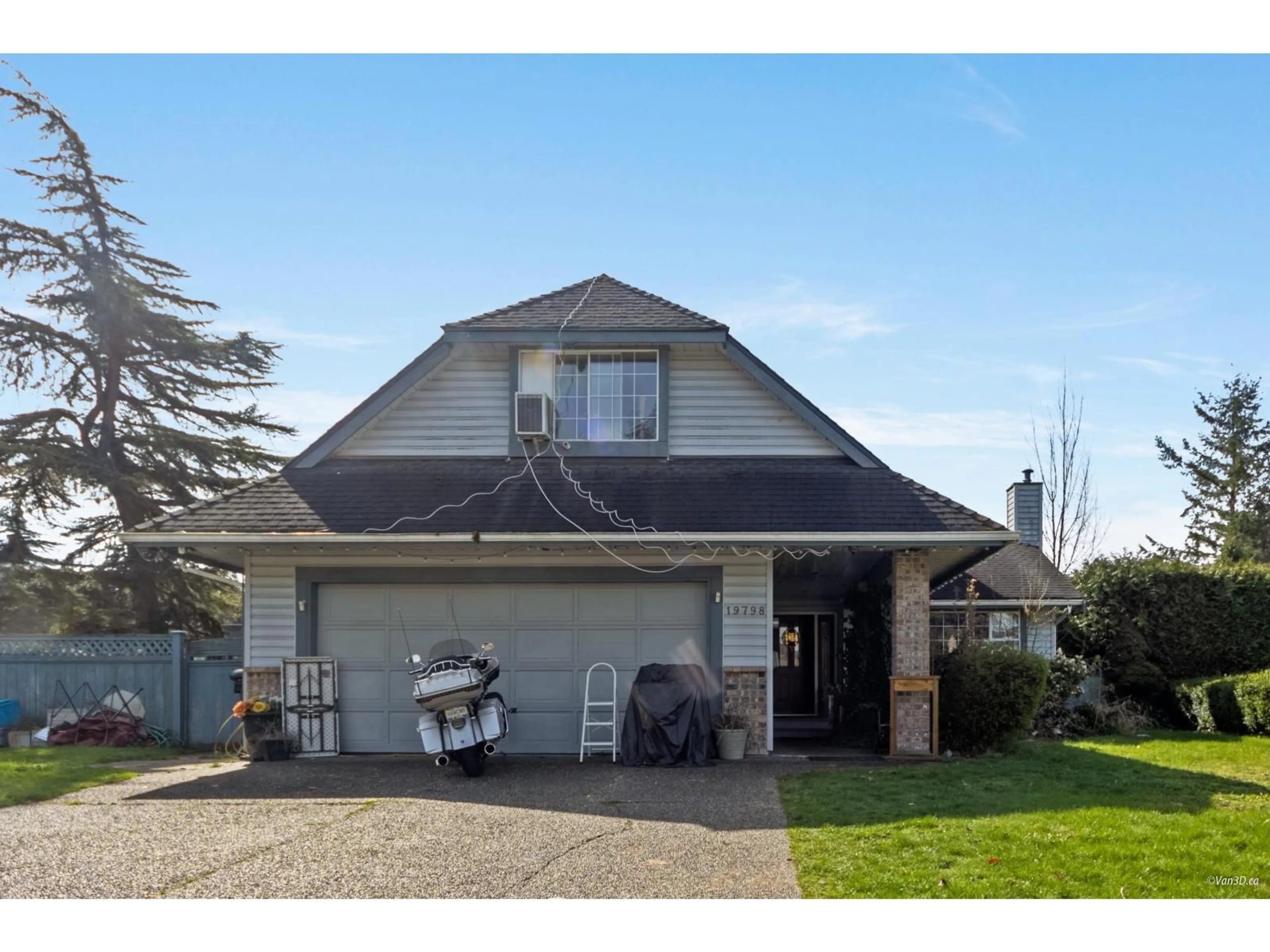 Home with vinyl exterior material, street for 19798 34A, Langley British Columbia V3A7W6