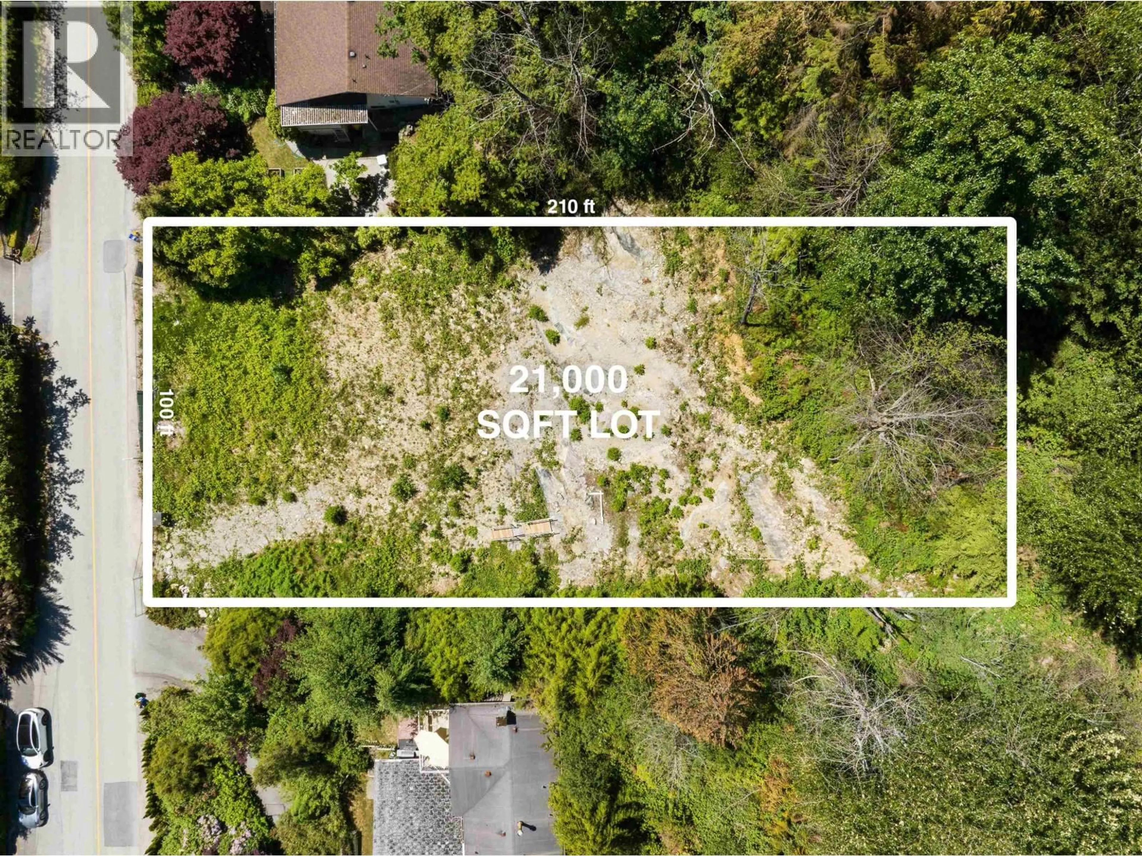 A pic from outside/outdoor area/front of a property/back of a property/a pic from drone, forest/trees view for 705 ST. ANDREWS ROAD, West Vancouver British Columbia V7S1V5