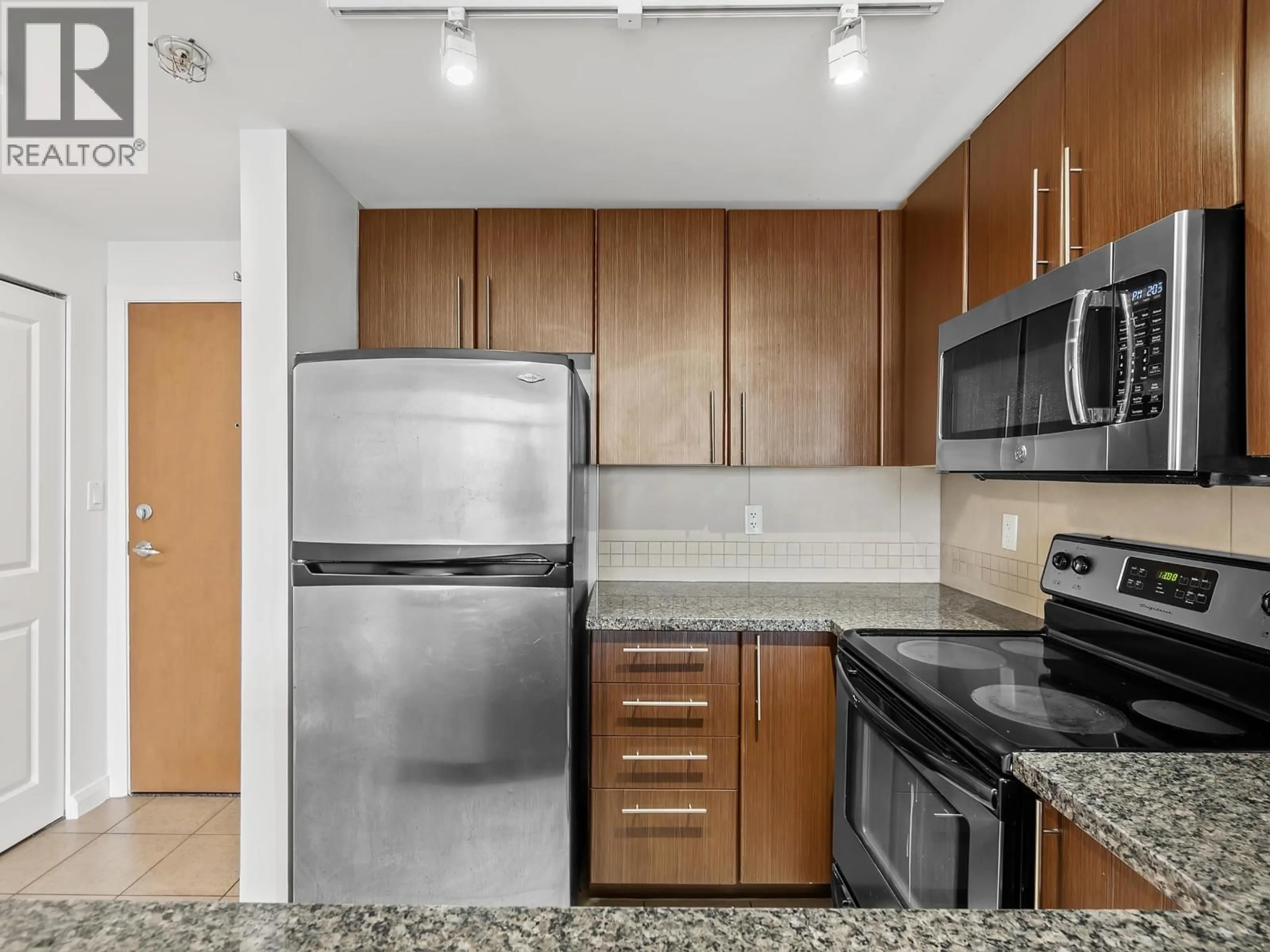 Standard kitchen, unknown for 3507 - 892 CARNARVON STREET, New Westminster British Columbia V3M0C5