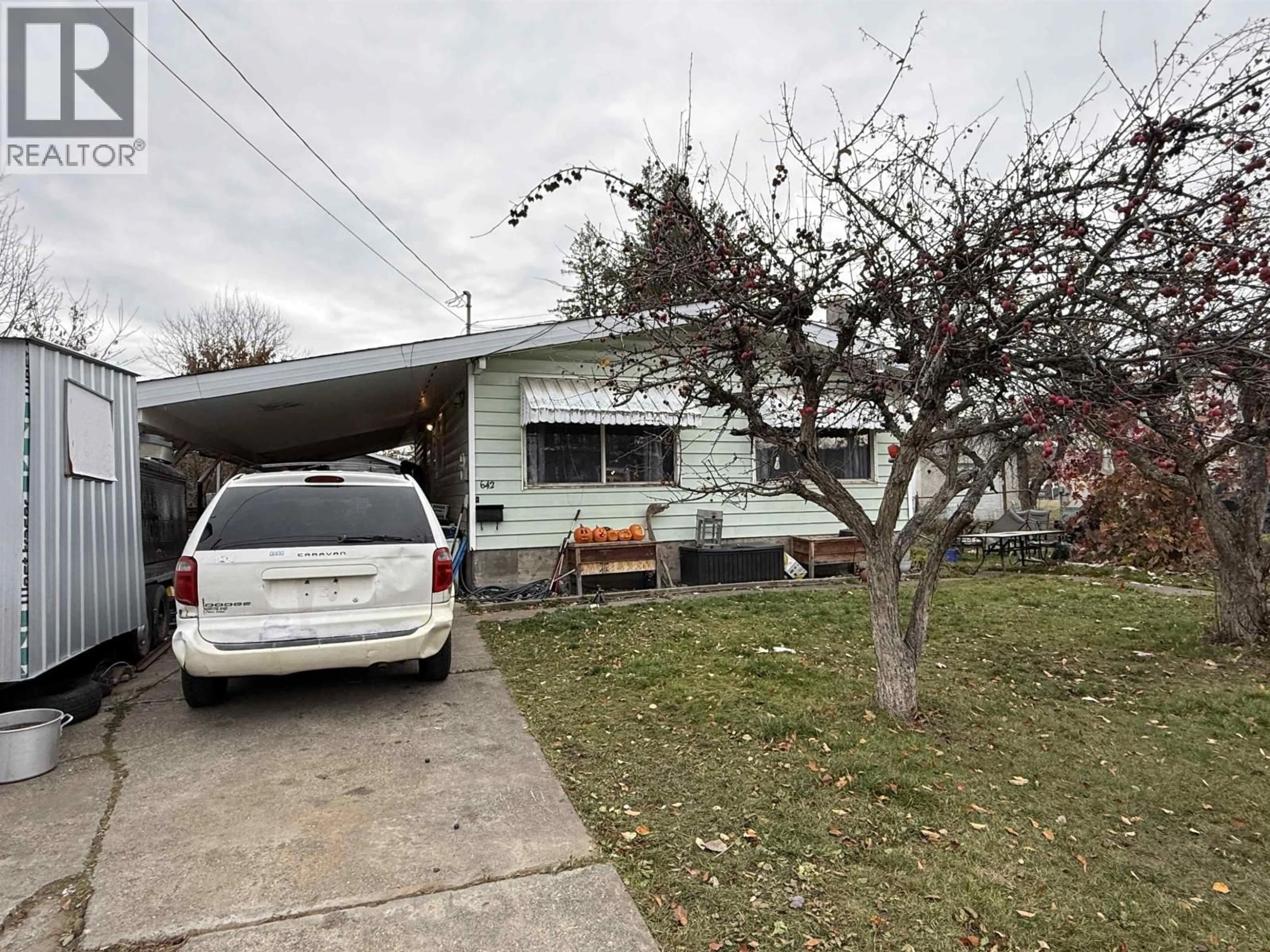 A pic from outside/outdoor area/front of a property/back of a property/a pic from drone, street for 642 KINCHANT STREET, Quesnel British Columbia V2J2S1