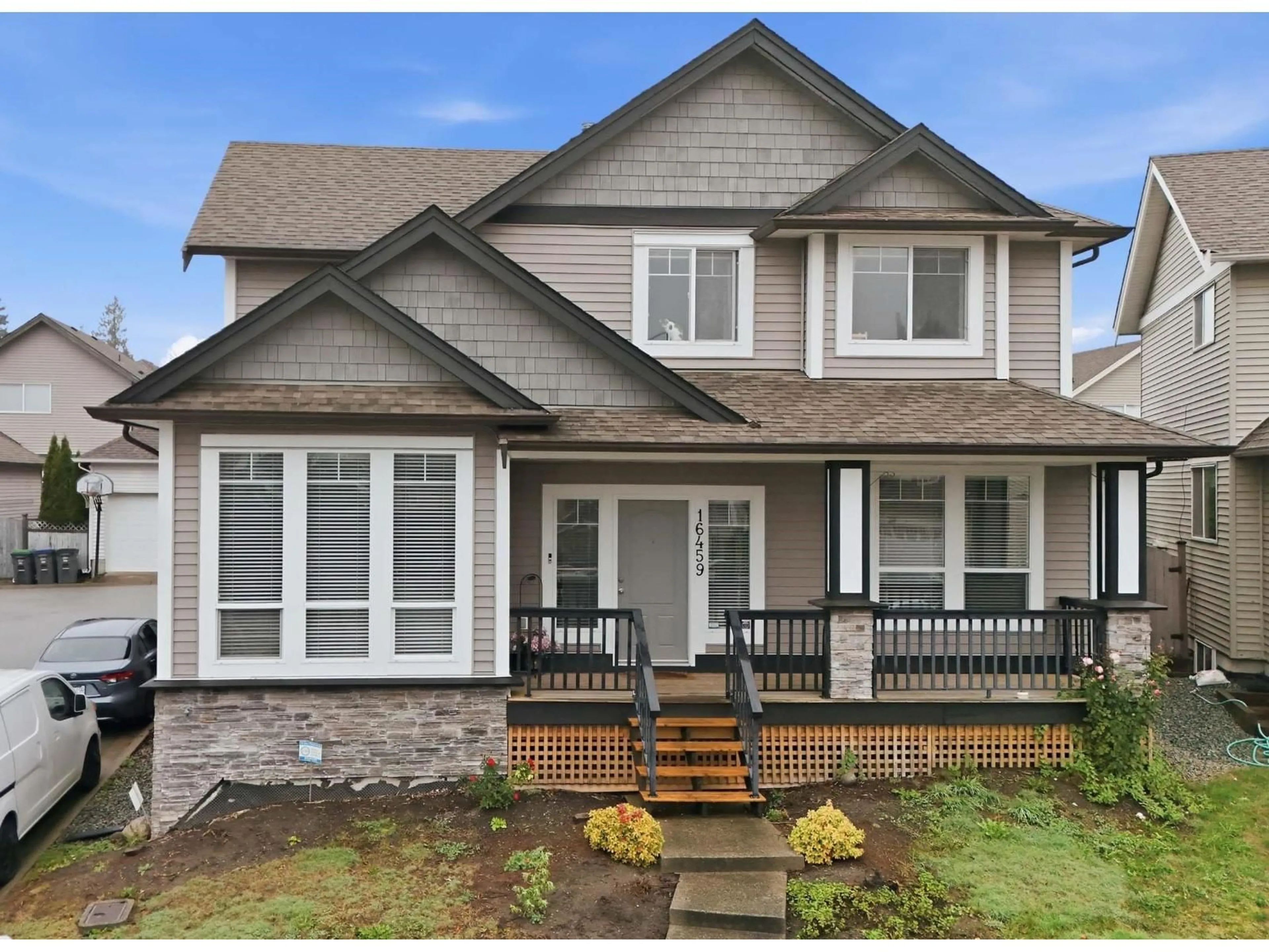 Home with vinyl exterior material, street for 16459 59A, Surrey British Columbia V3S6M6