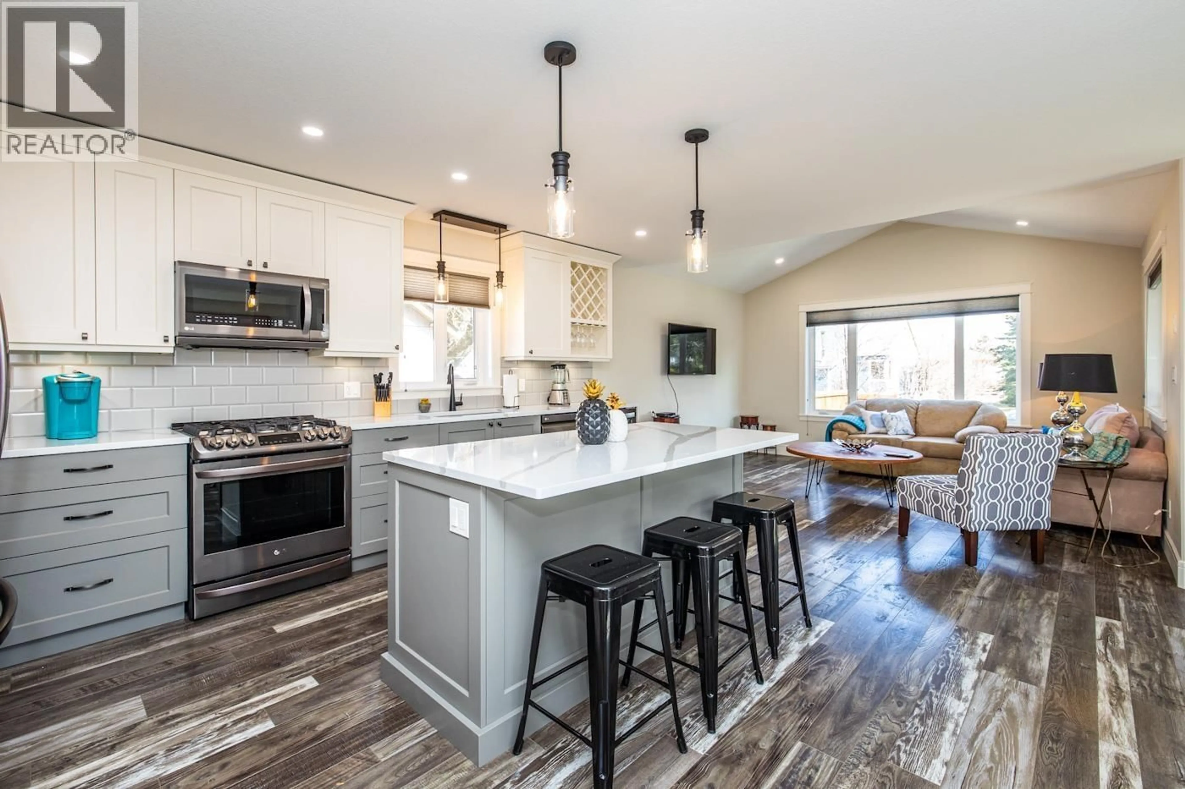 Open concept kitchen, unknown for 246 BURDEN STREET, Prince George British Columbia V2M2H1