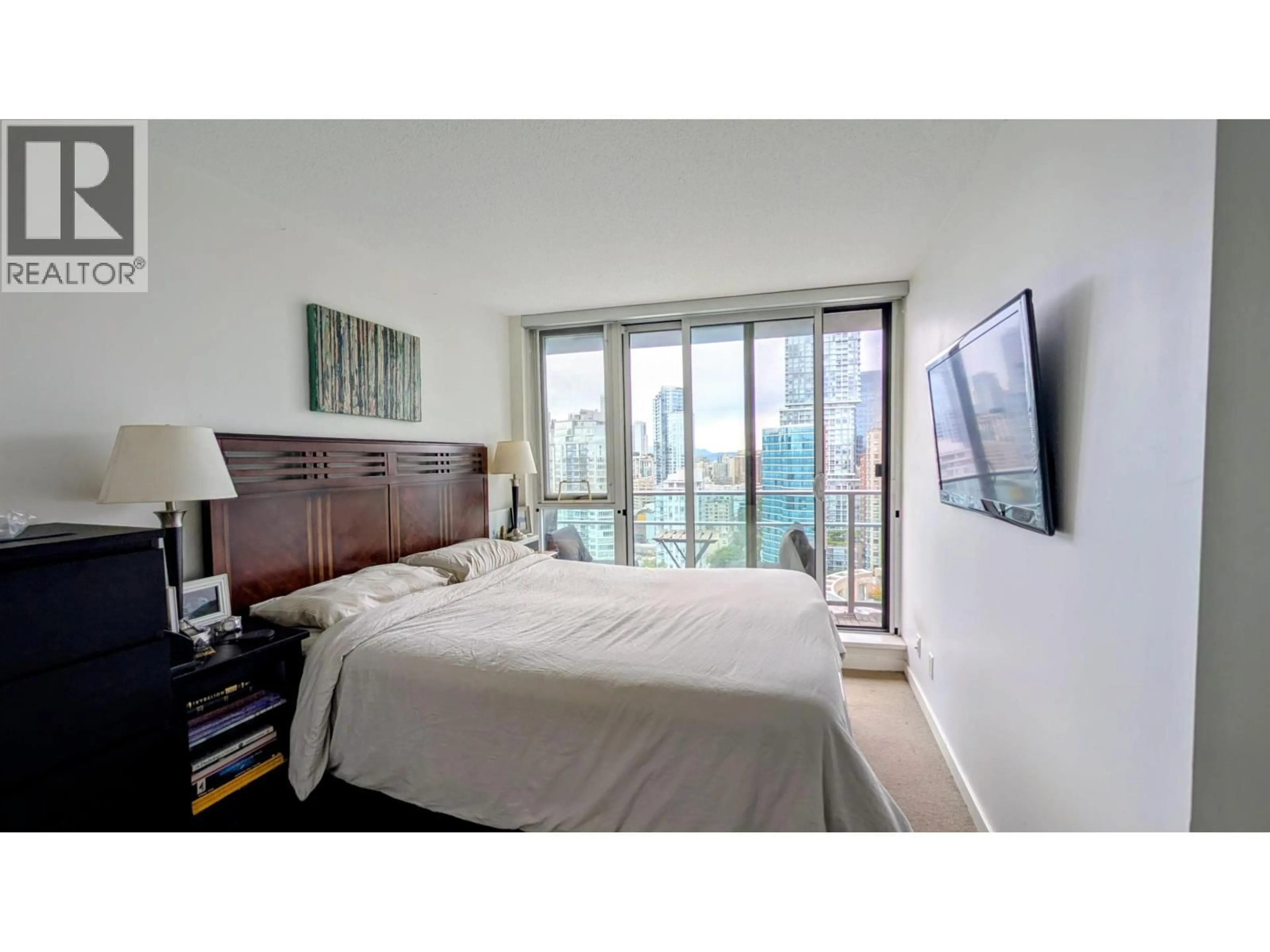 Bedroom with bed, unknown for 3301 - 233 ROBSON STREET, Vancouver British Columbia V6B0E8