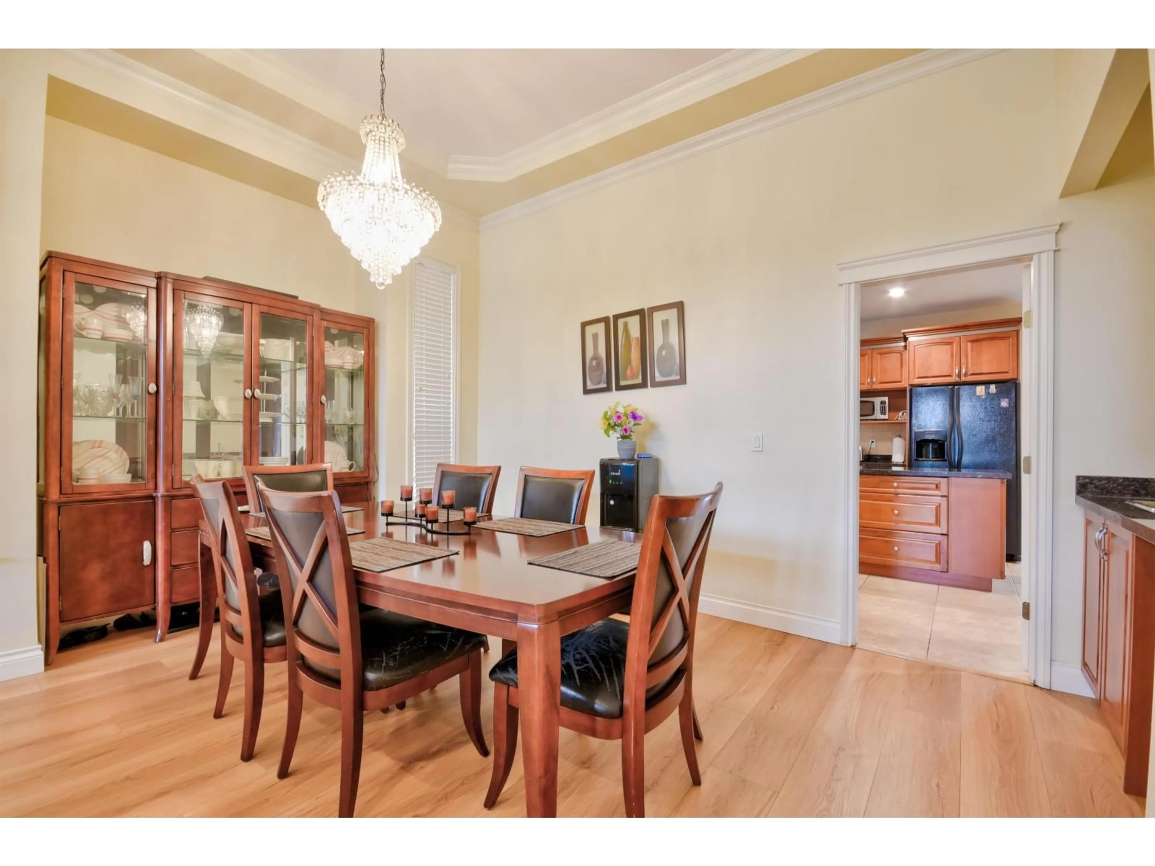 Dining room, wood/laminate floor for 16328 88, Surrey British Columbia V4N1B6