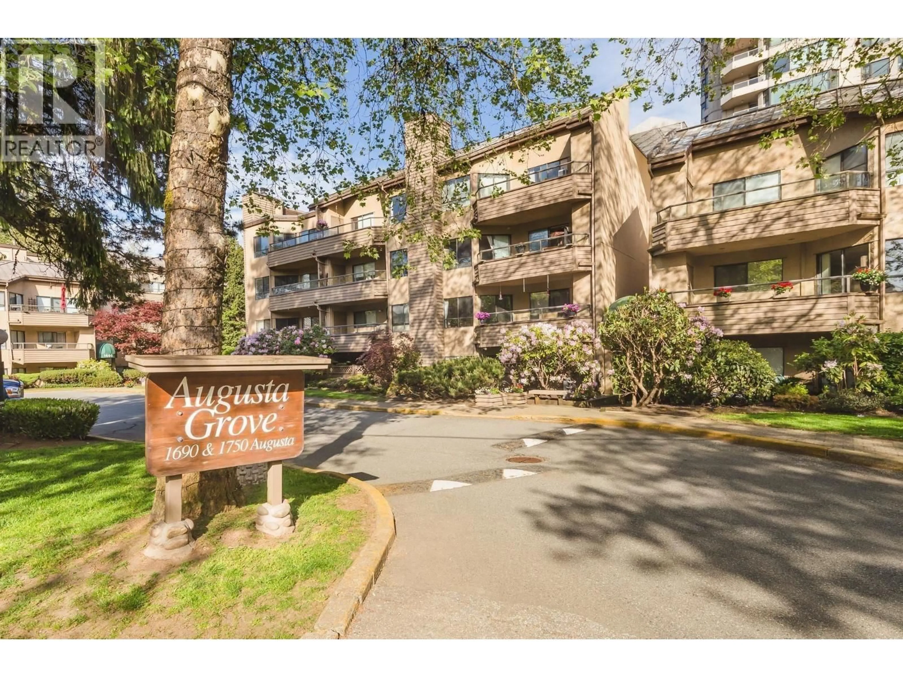 Unknown for 202 - 1750 AUGUSTA AVENUE, Burnaby British Columbia V5A2V6