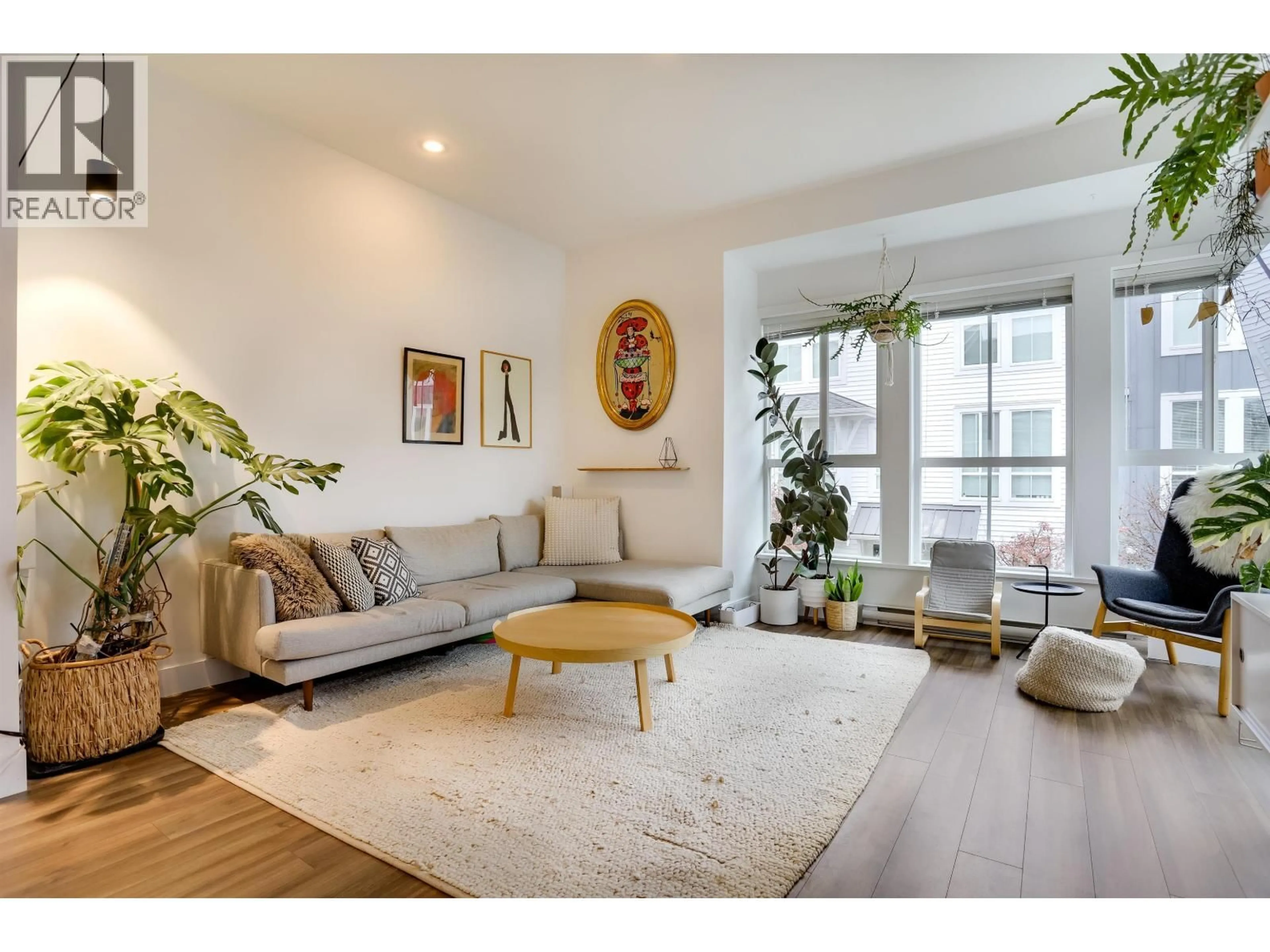 Living room with furniture, unknown for 55 - 4638 ORCA WAY, Tsawwassen British Columbia V4M0C2