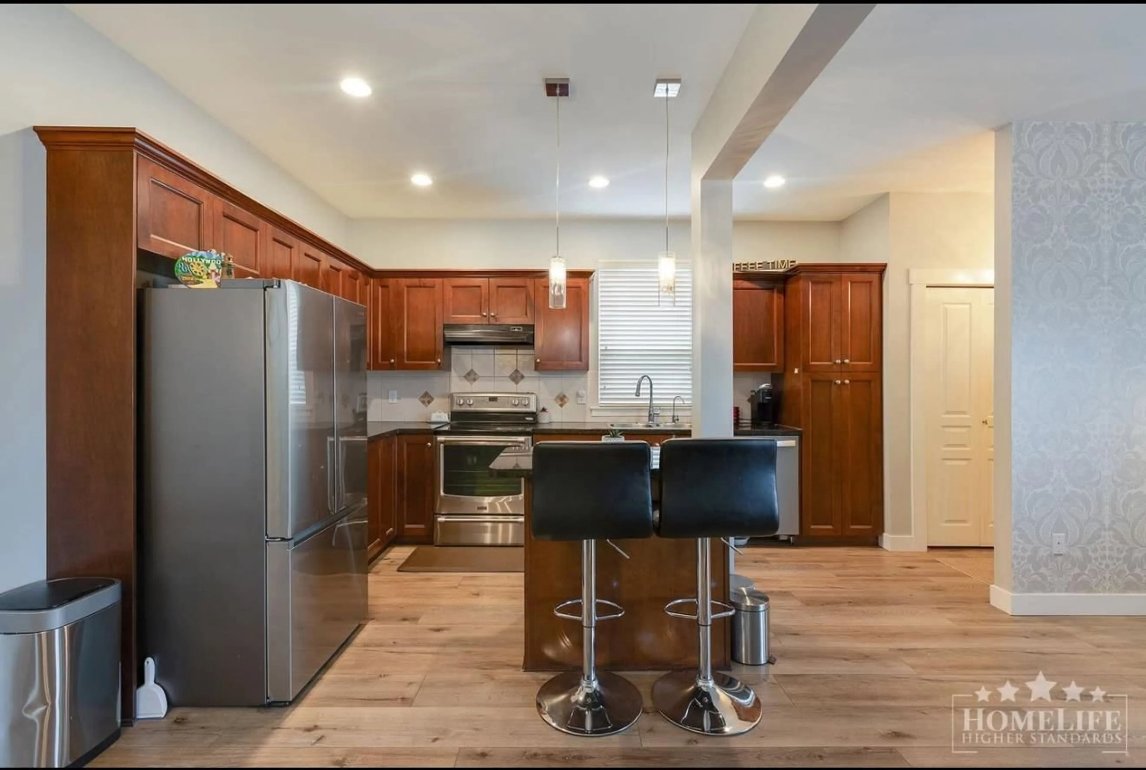 Open concept kitchen, unknown for 6779 186, Surrey British Columbia V3S1Z1