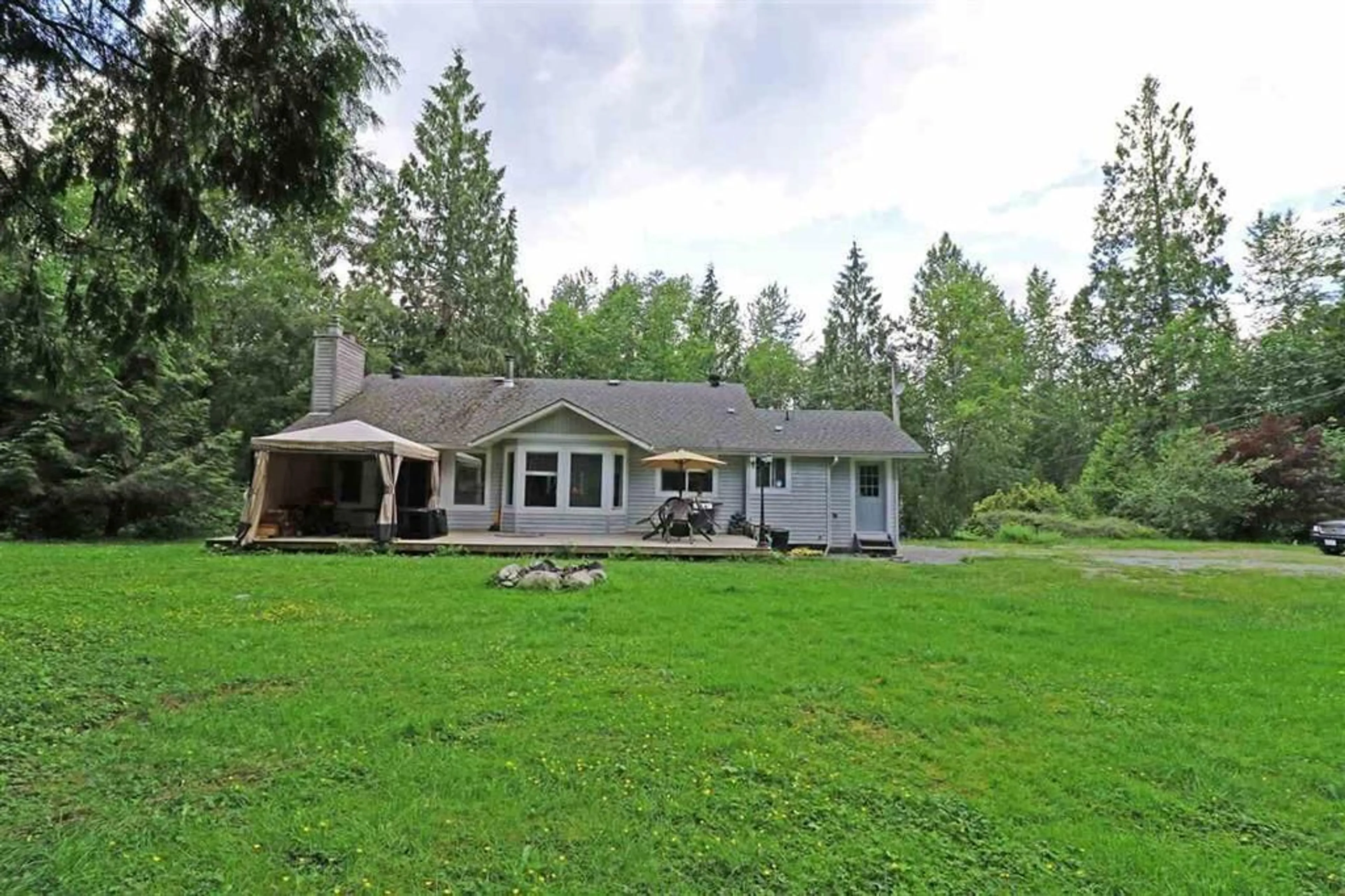 Patio, unknown for 9232 FARRINGTON, Mission British Columbia V4S1J6