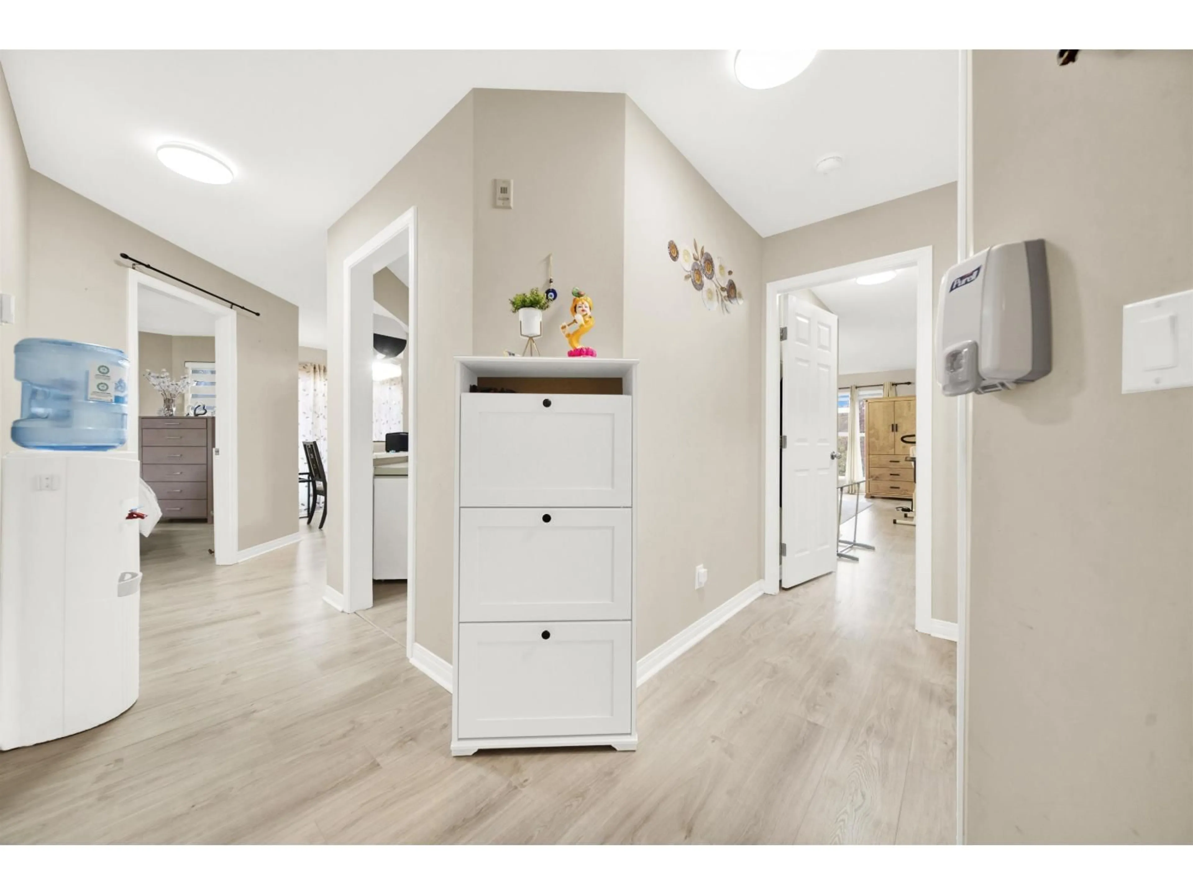 Indoor entryway for 216 - 7171 121 STREET, Surrey British Columbia V3W1G9