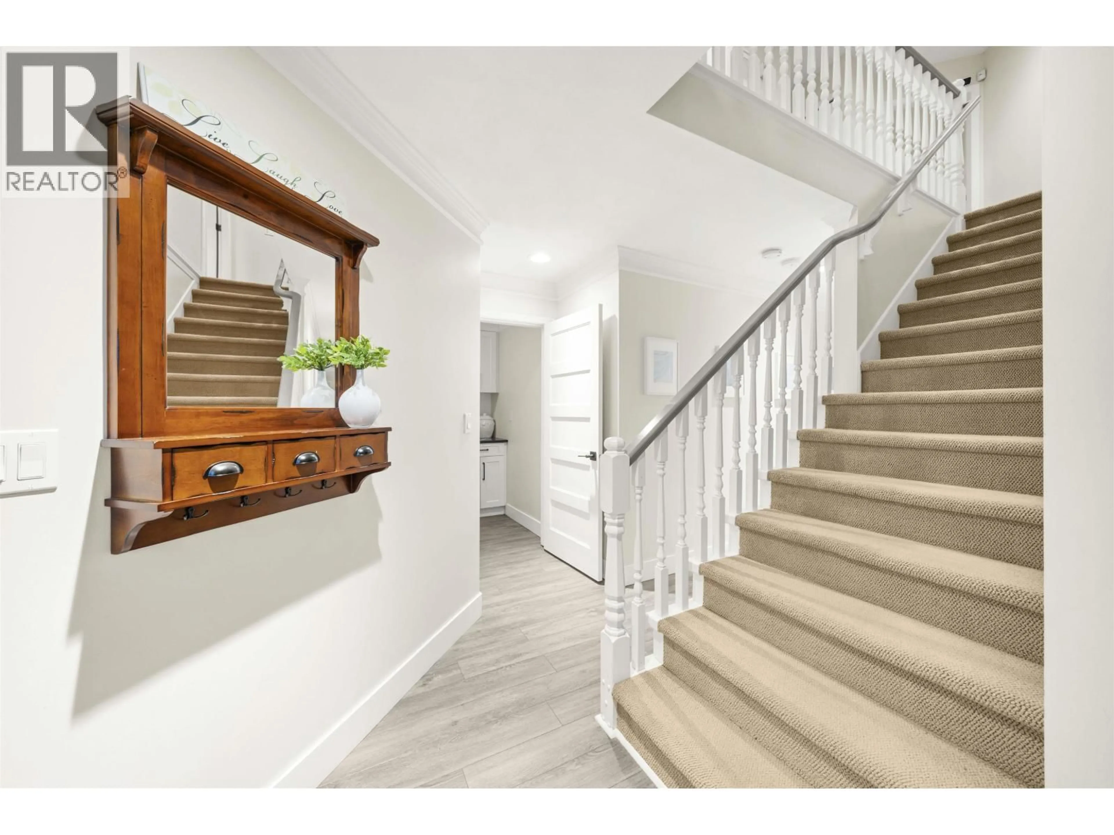 Unknown for 5573 FRIGATE ROAD, Delta British Columbia V4K4Z5