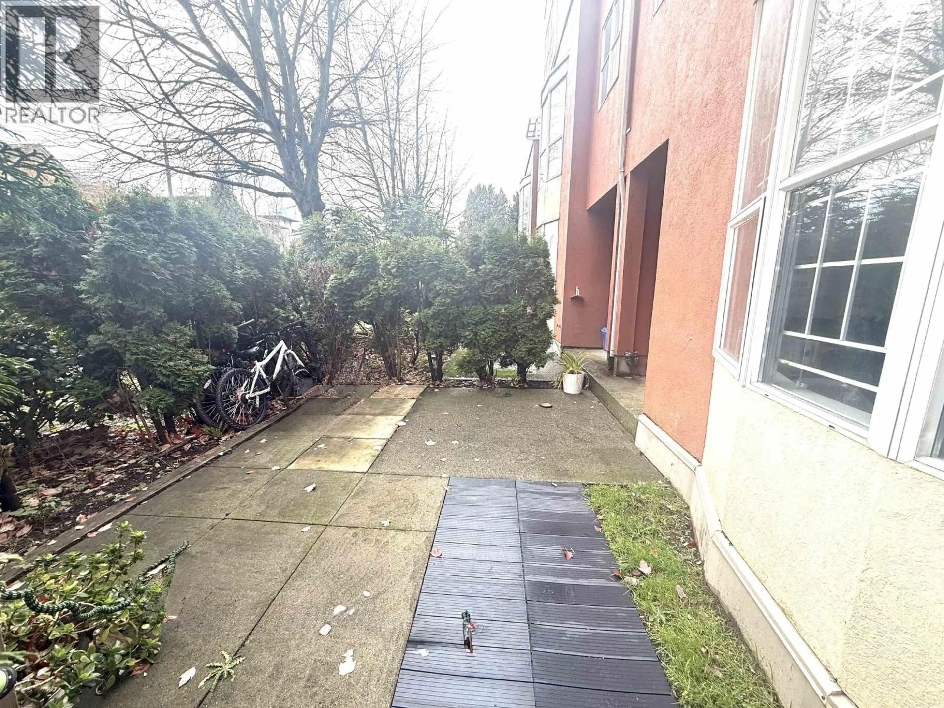 A pic from outside/outdoor area/front of a property/back of a property/a pic from drone, street for 173 - 8333 JONES ROAD, Richmond British Columbia V6Y3W9