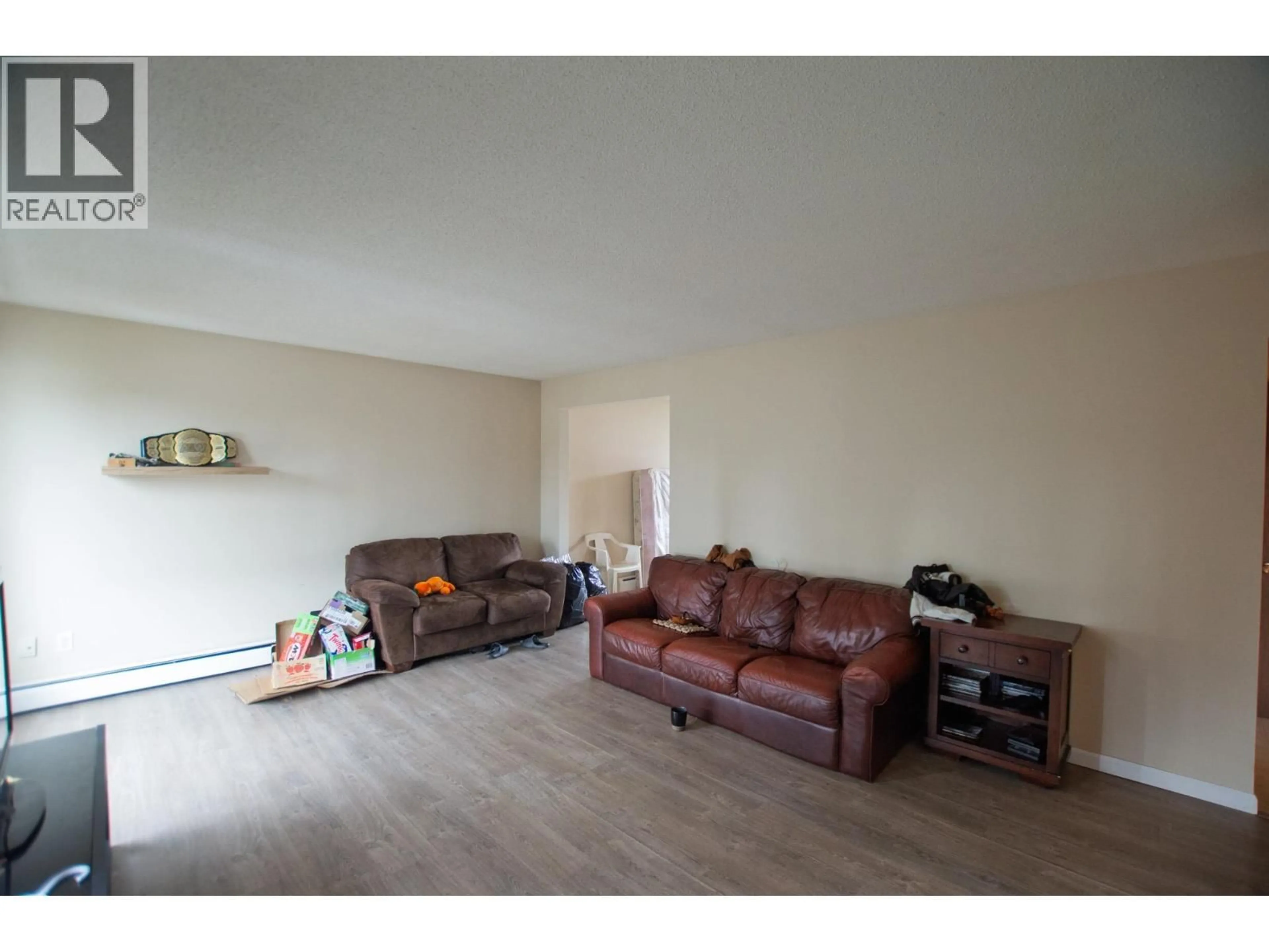 Living room with furniture, unknown for 2110 OAK STREET, Prince George British Columbia V2L1Z7