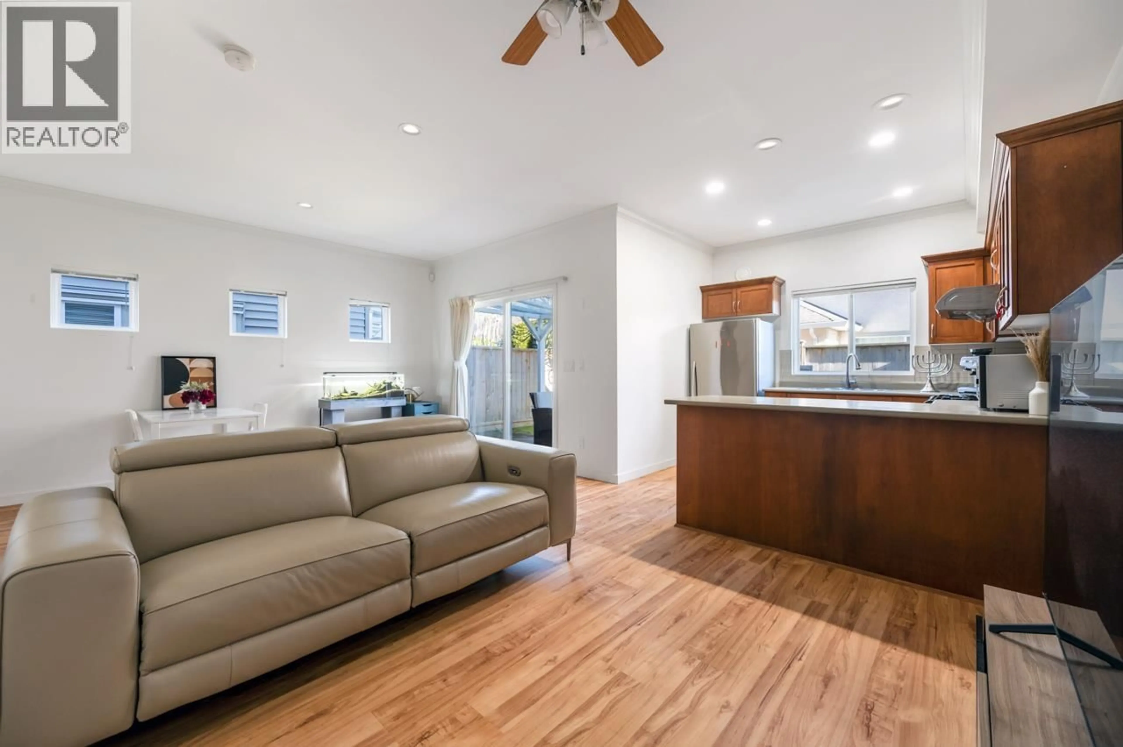 Open concept kitchen, unknown for 2 - 8271 FRANCIS ROAD, Richmond British Columbia V6Y1A5