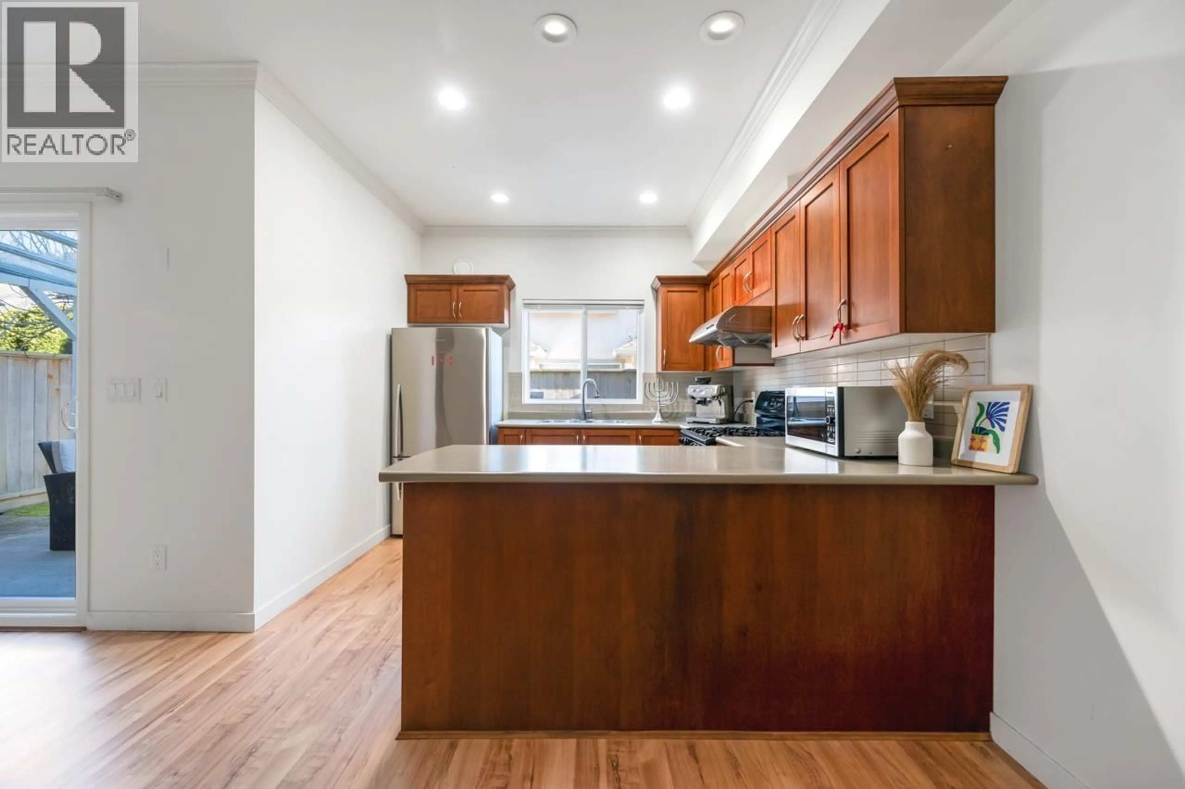 Open concept kitchen, unknown for 2 - 8271 FRANCIS ROAD, Richmond British Columbia V6Y1A5