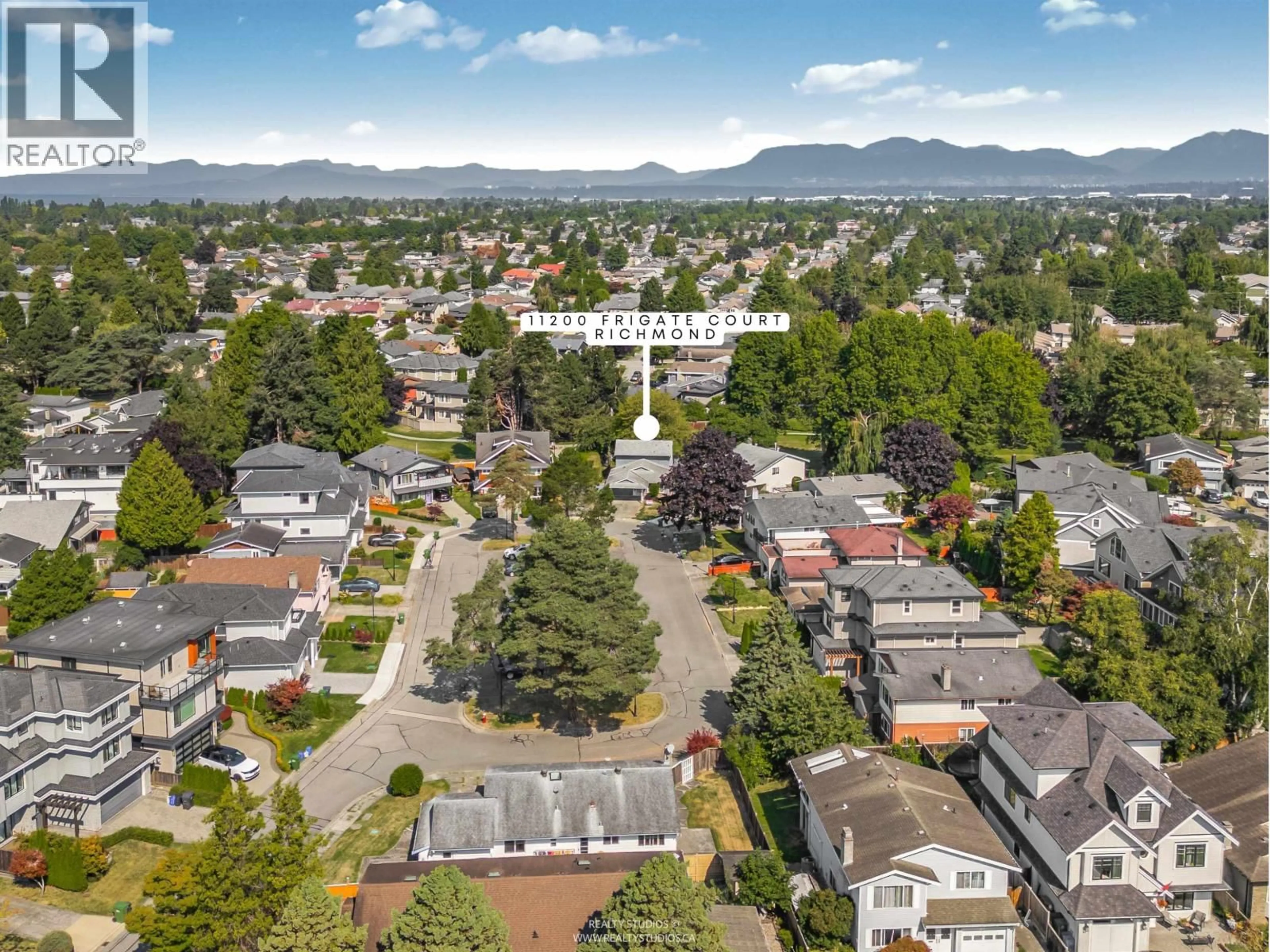 A pic from outside/outdoor area/front of a property/back of a property/a pic from drone, mountain view for 11200 FRIGATE COURT, Richmond British Columbia V7E4M4