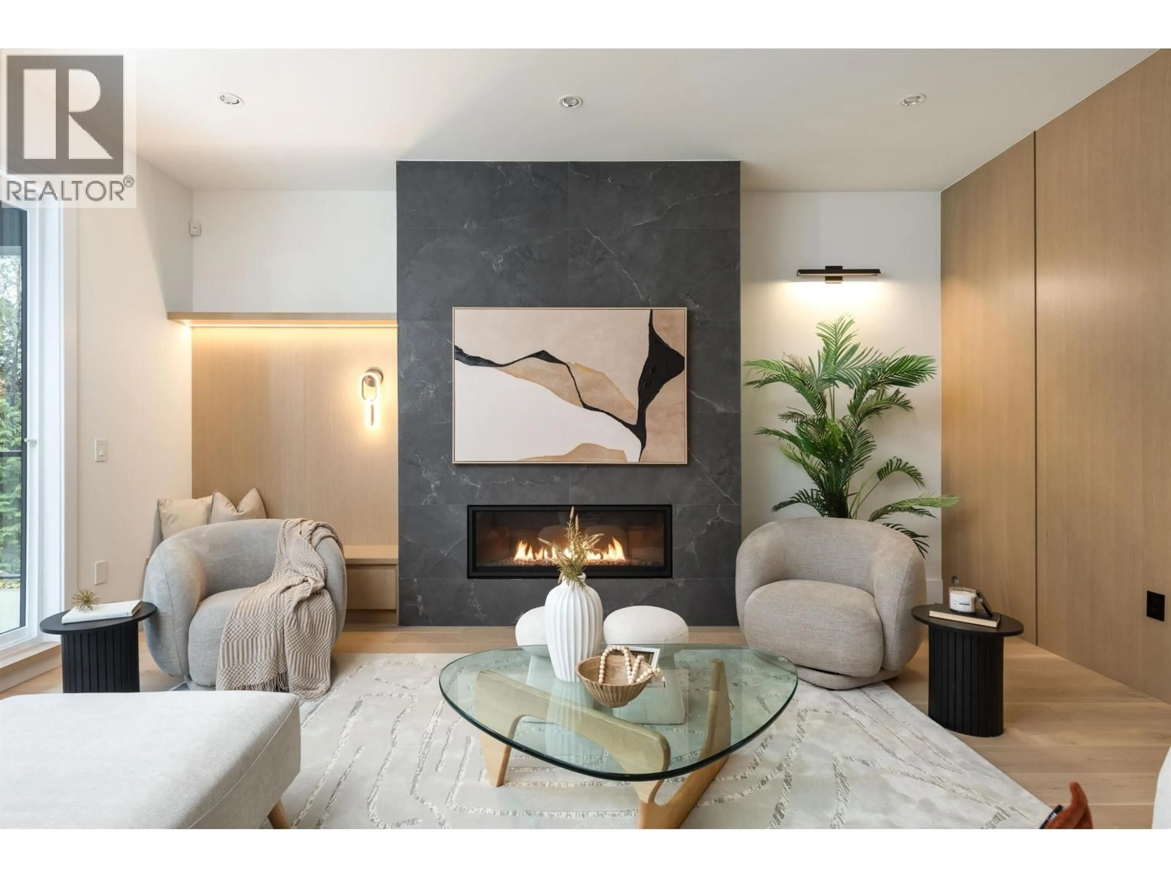 Living room with furniture, unknown for 1419 PIPELINE PLACE, Coquitlam British Columbia V3E0V4