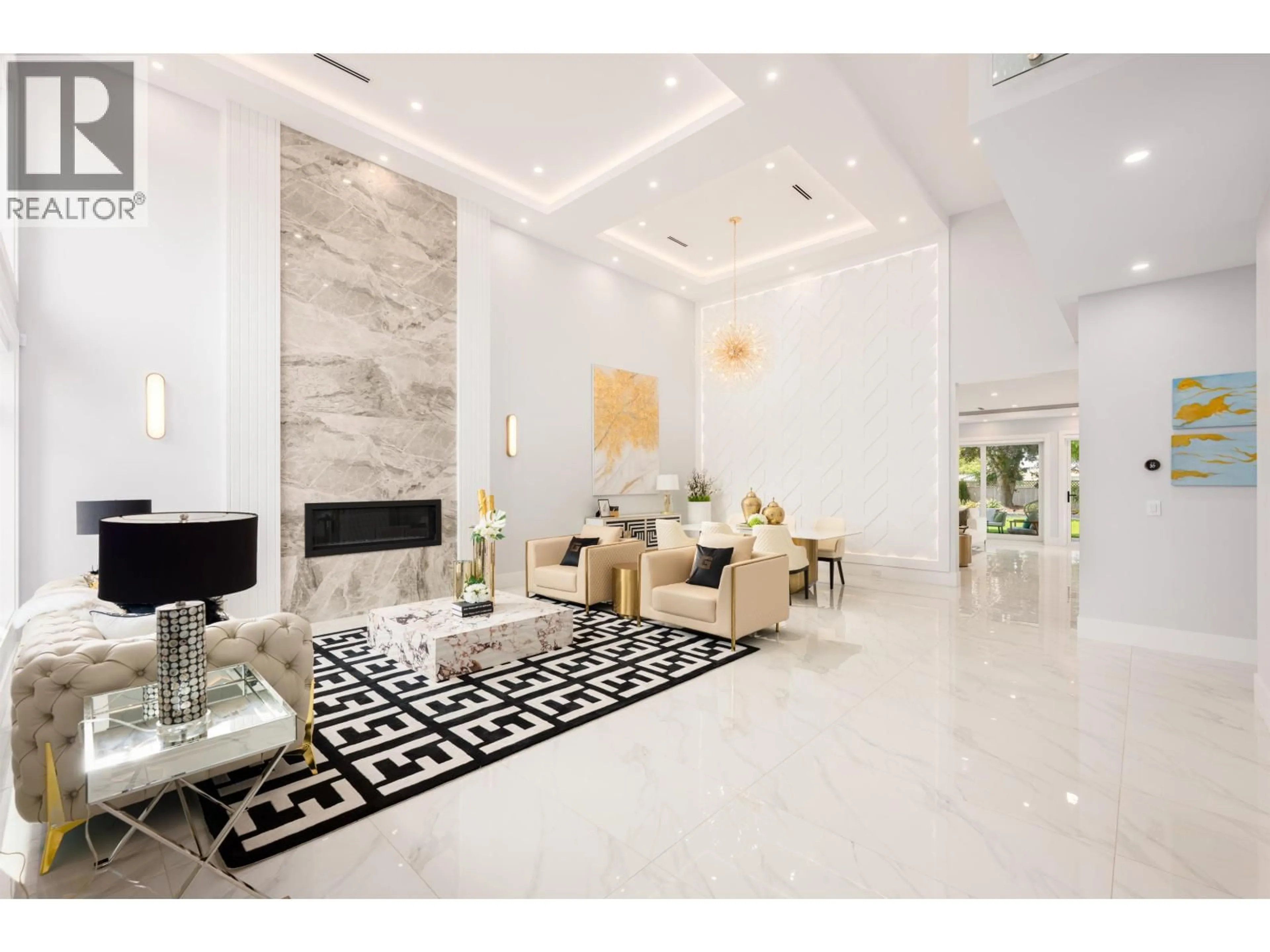 Lobby for 10780 REYNOLDS DRIVE, Richmond British Columbia V7E4B4