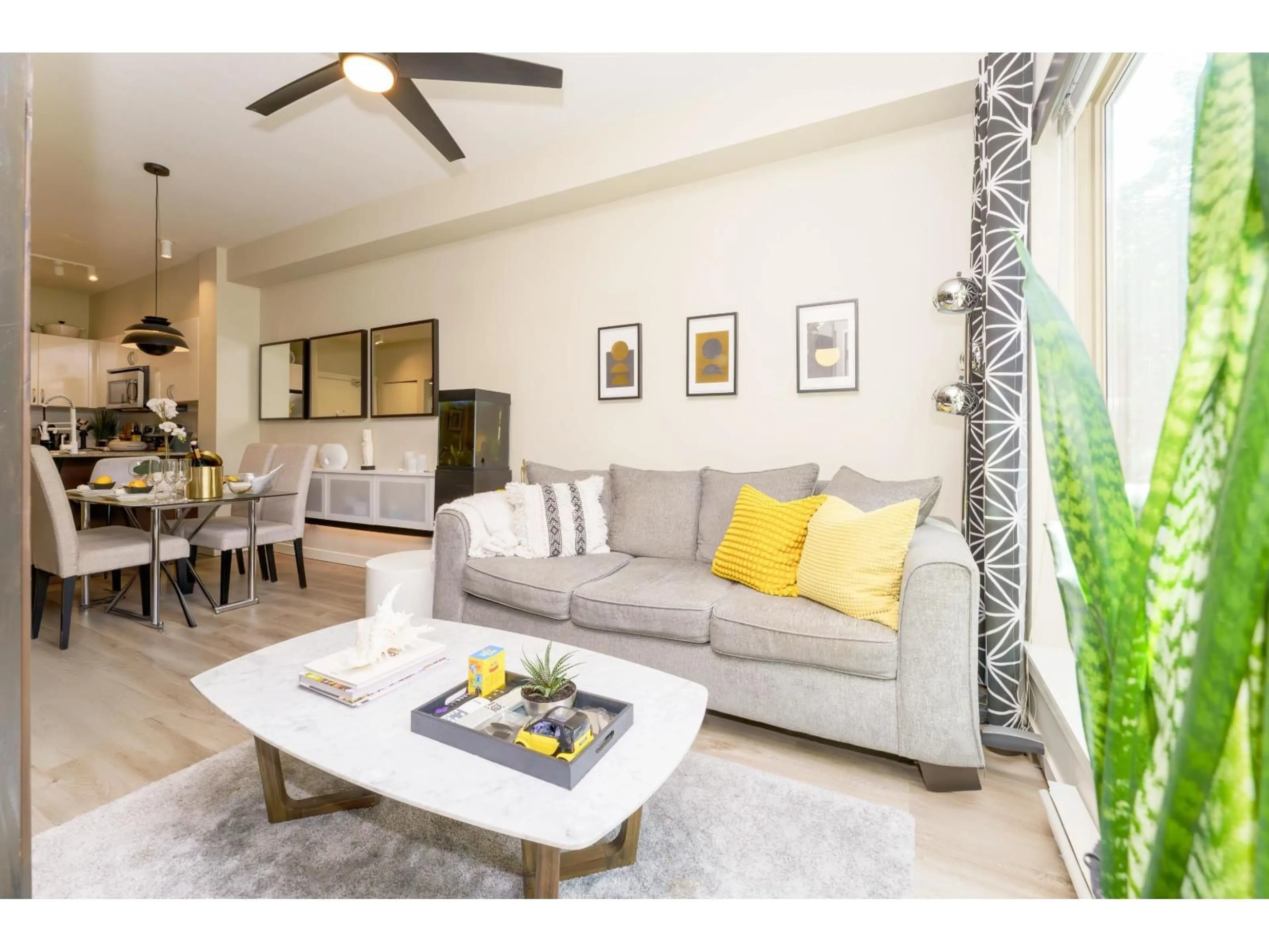 Living room with furniture, unknown for 106 - 13789 107A, Surrey British Columbia V3S0B8