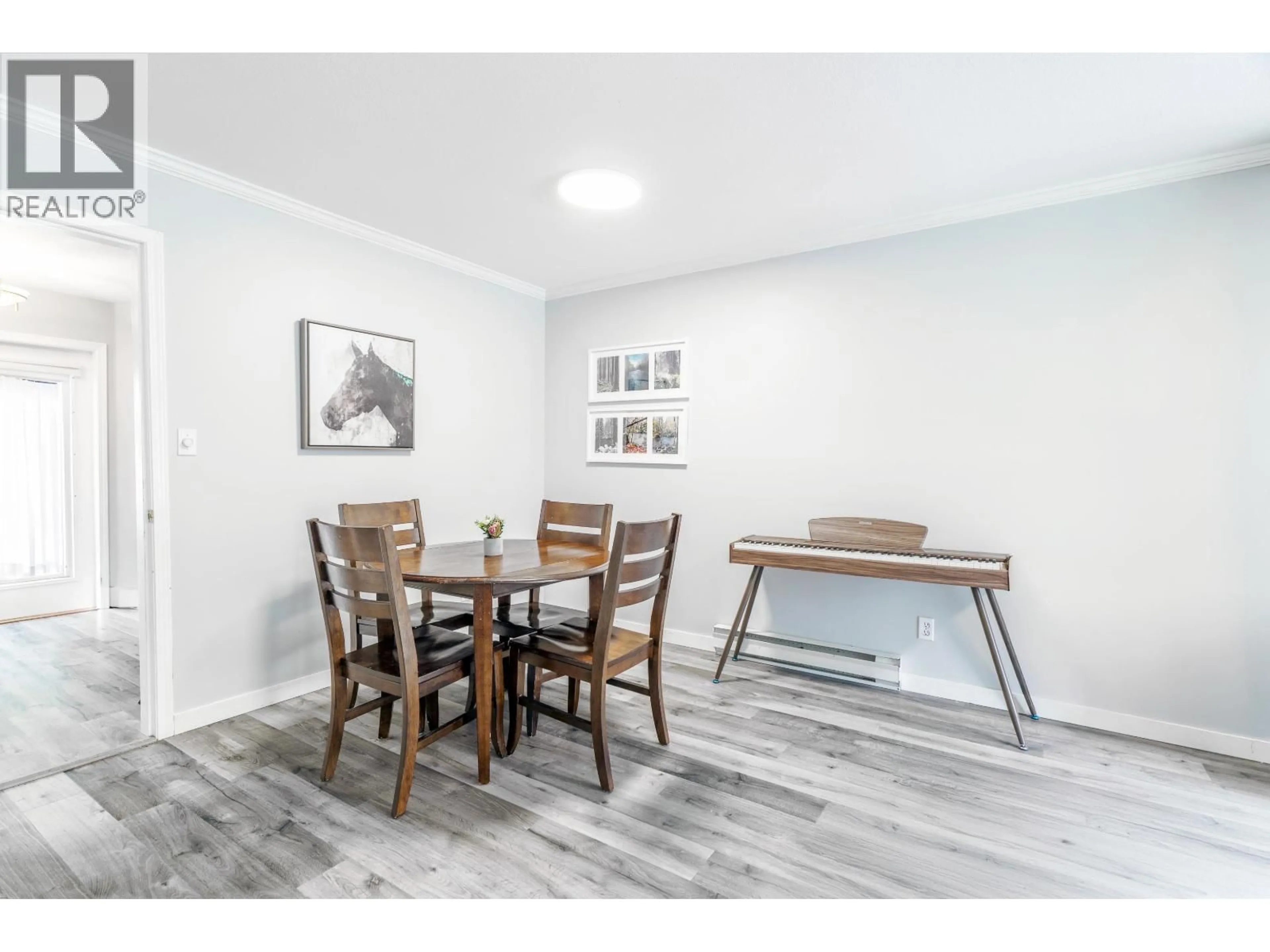 Dining room, wood/laminate floor for 42 - 11757 236 STREET, Maple Ridge British Columbia V4R2E4