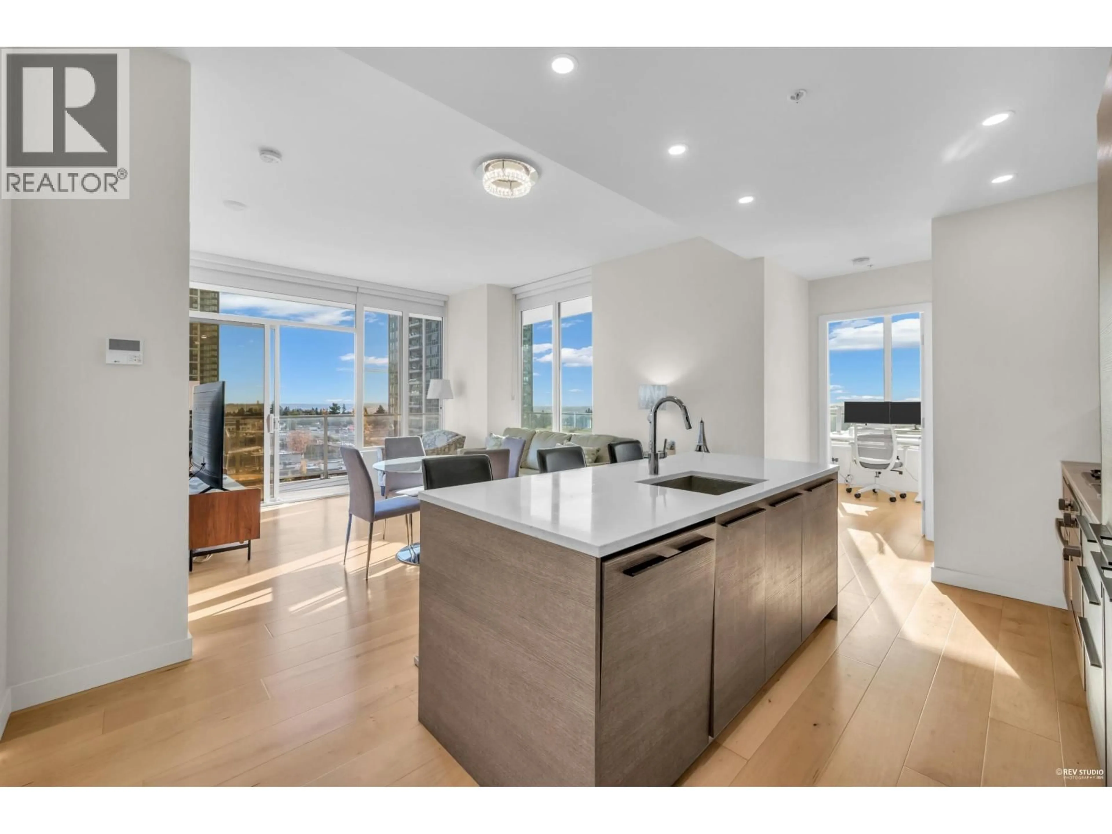 Open concept kitchen, unknown for 1005 - 6288 CASSIE AVENUE, Burnaby British Columbia V5H0H7