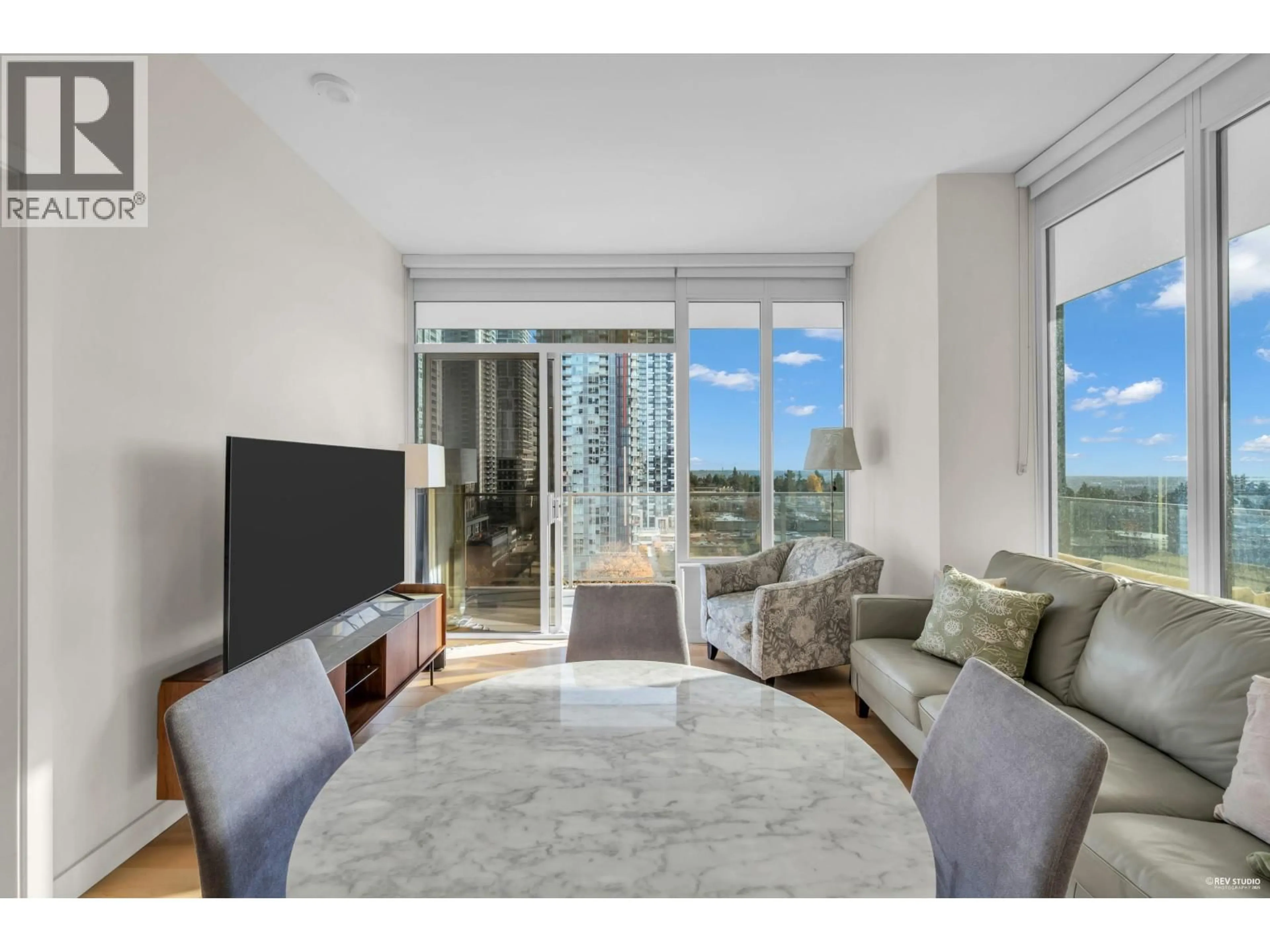 Living room with furniture, unknown for 1005 - 6288 CASSIE AVENUE, Burnaby British Columbia V5H0H7