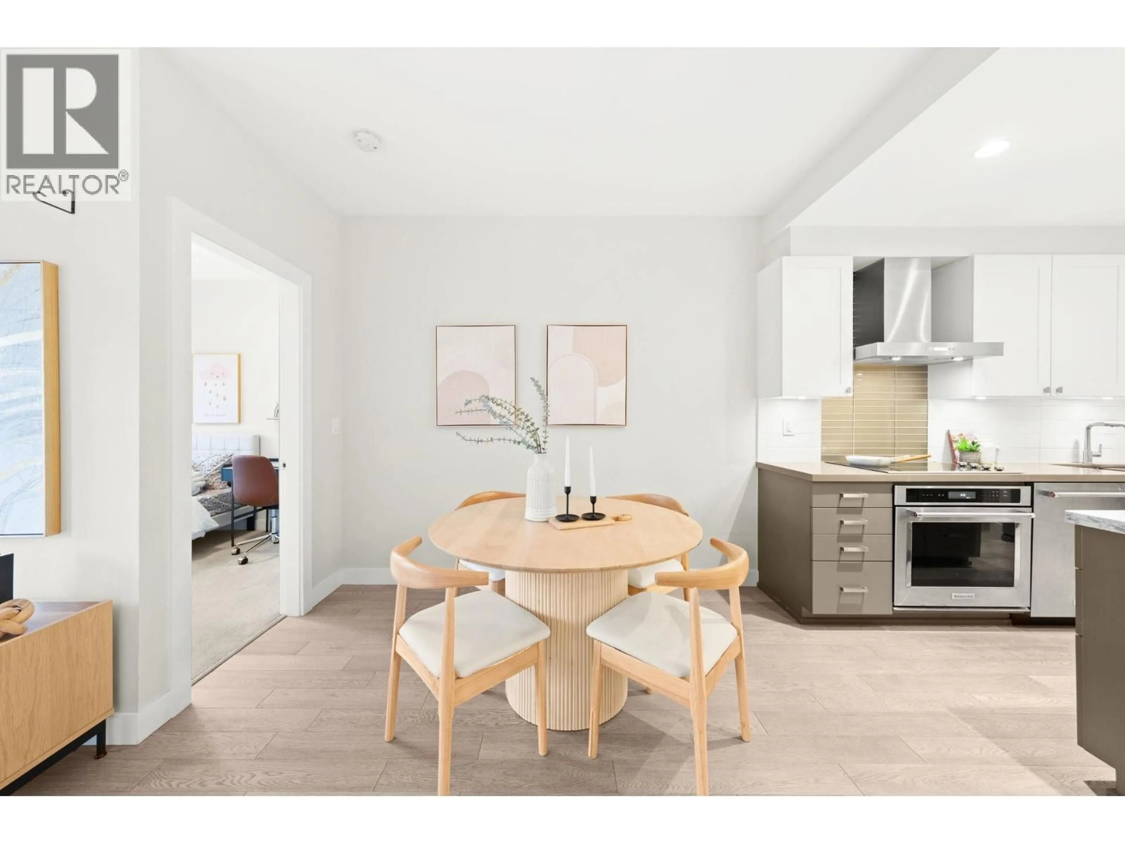 Unknown for 312 - 3399 NOEL DRIVE, Burnaby British Columbia V3J0G8