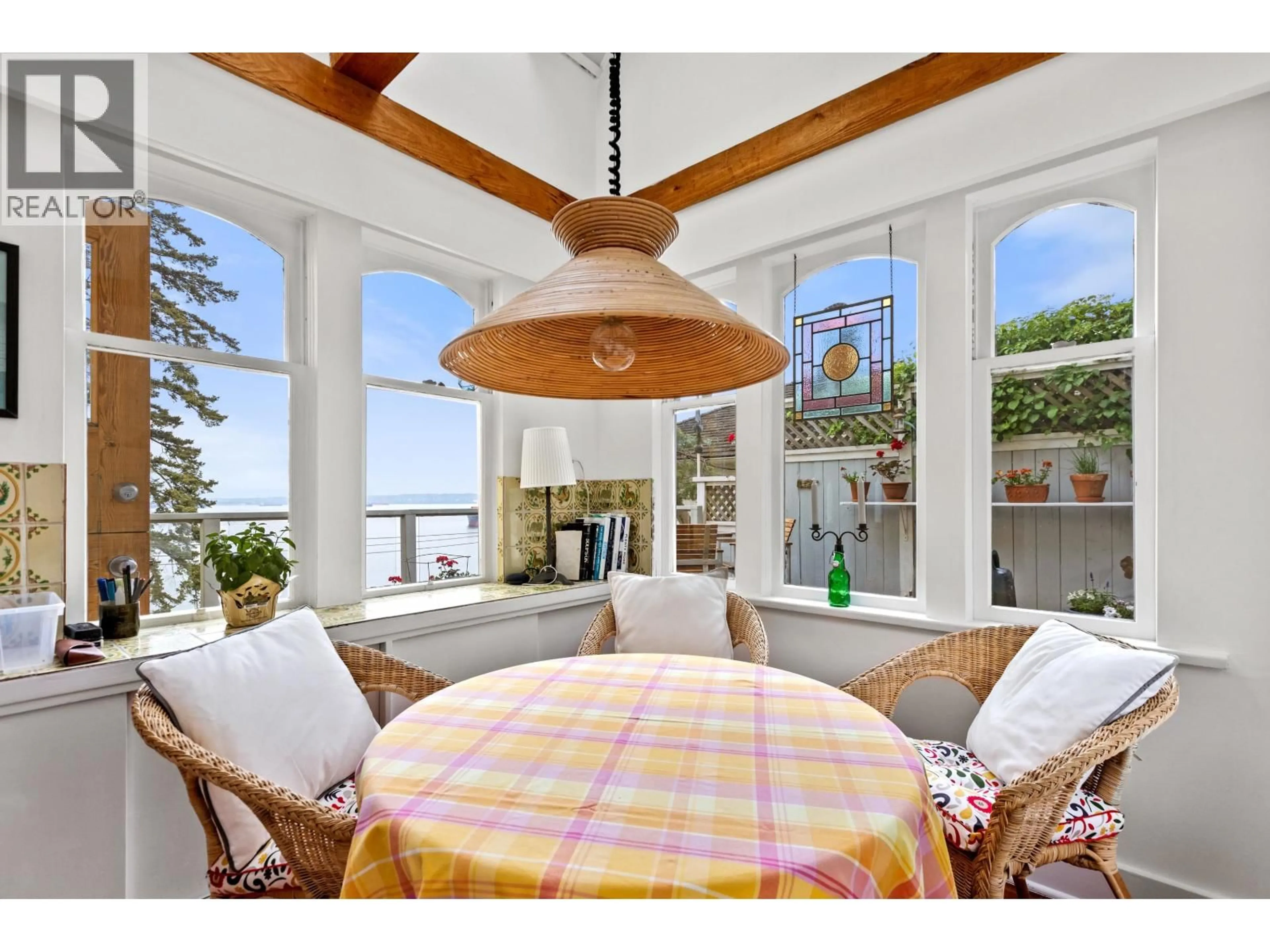 Dining room, unknown for 3615 SUNSET LANE, West Vancouver British Columbia V7V1N3