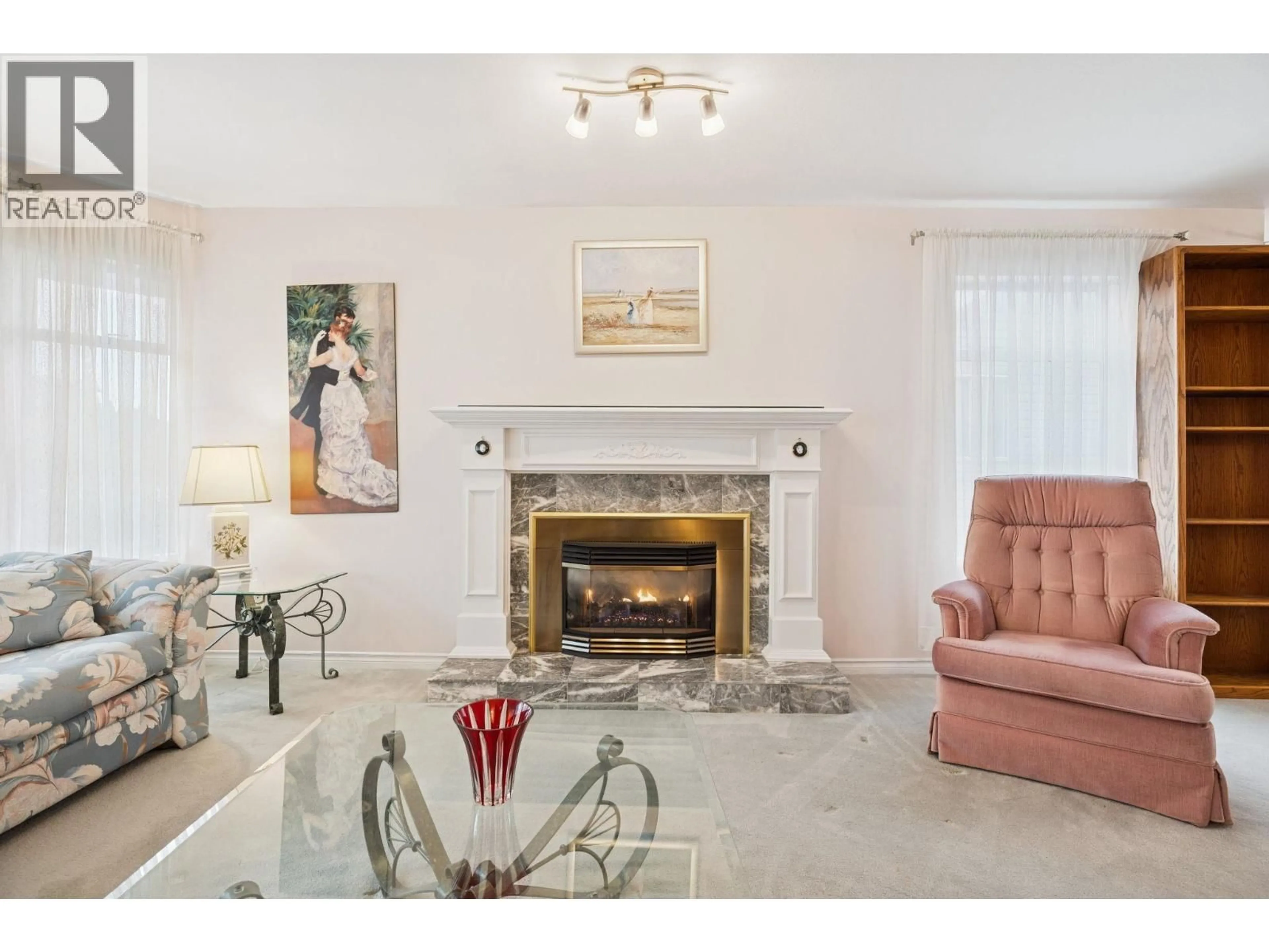 Living room with furniture, unknown for 2824 NASH DRIVE, Coquitlam British Columbia V3B6V5