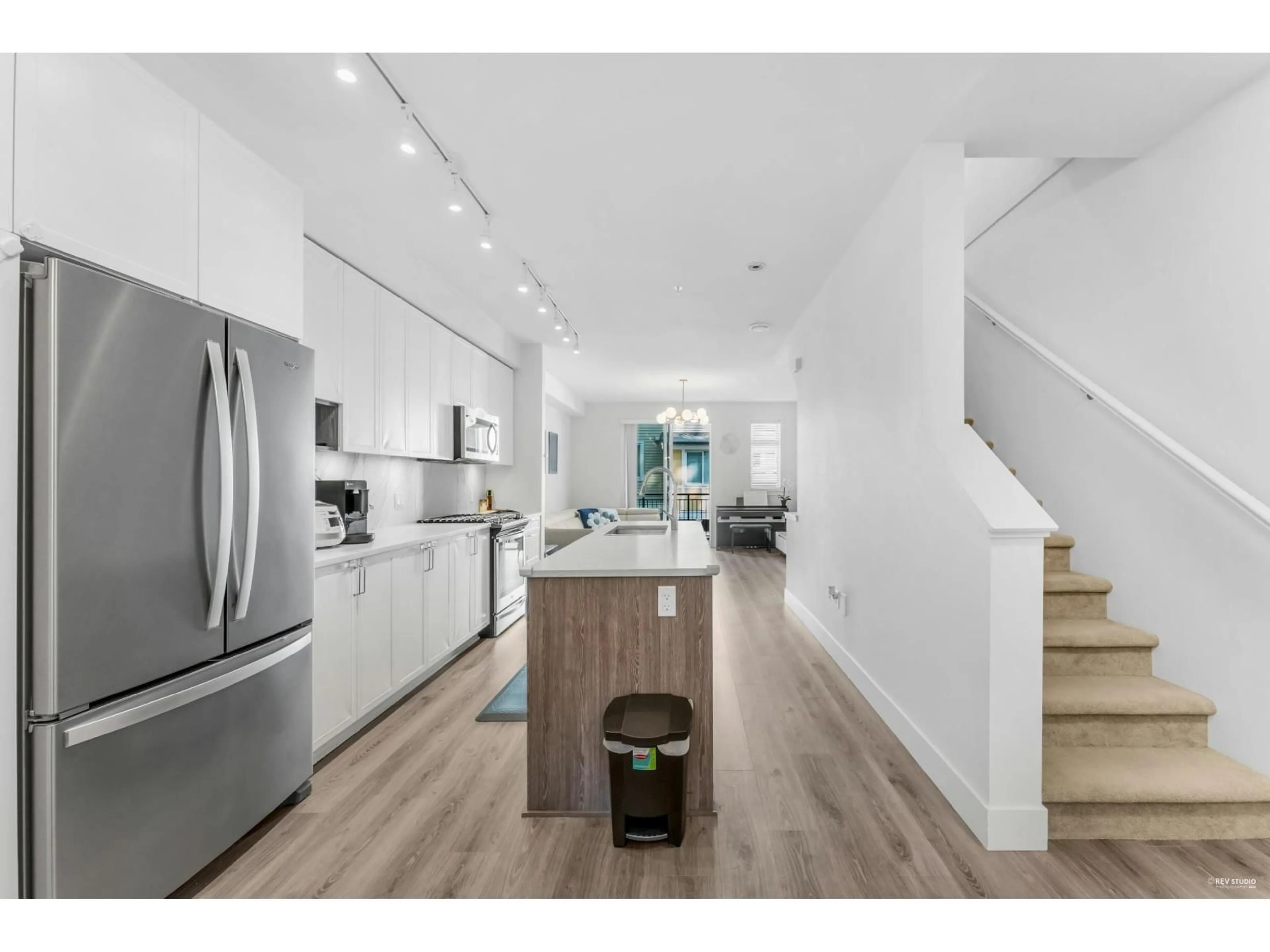 Open concept kitchen, unknown for 134 - 9718 161A STREET, Surrey British Columbia V4N6S7