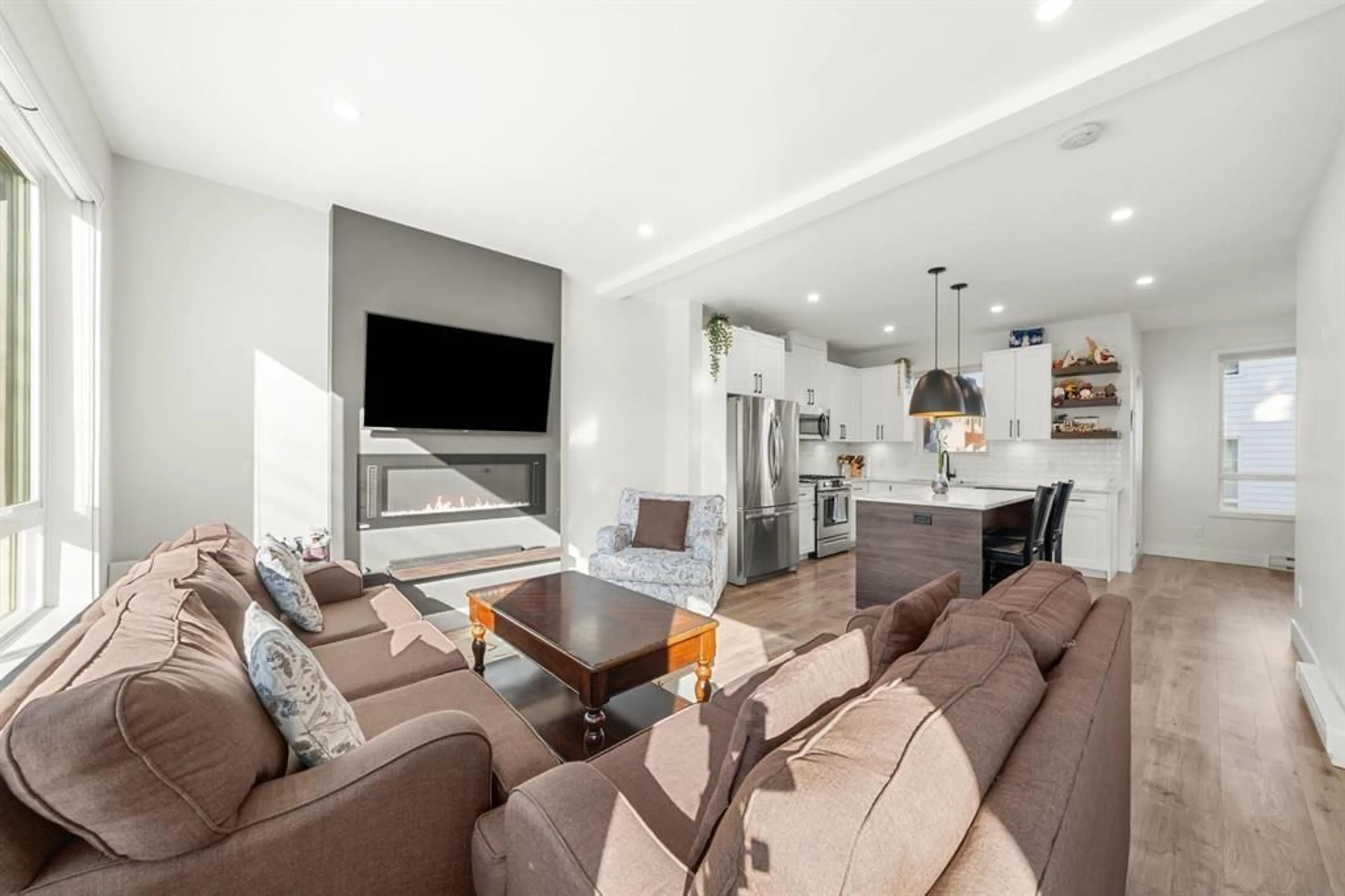 Unknown for 5 - 27640 LANTERN, Abbotsford British Columbia V4X1M3