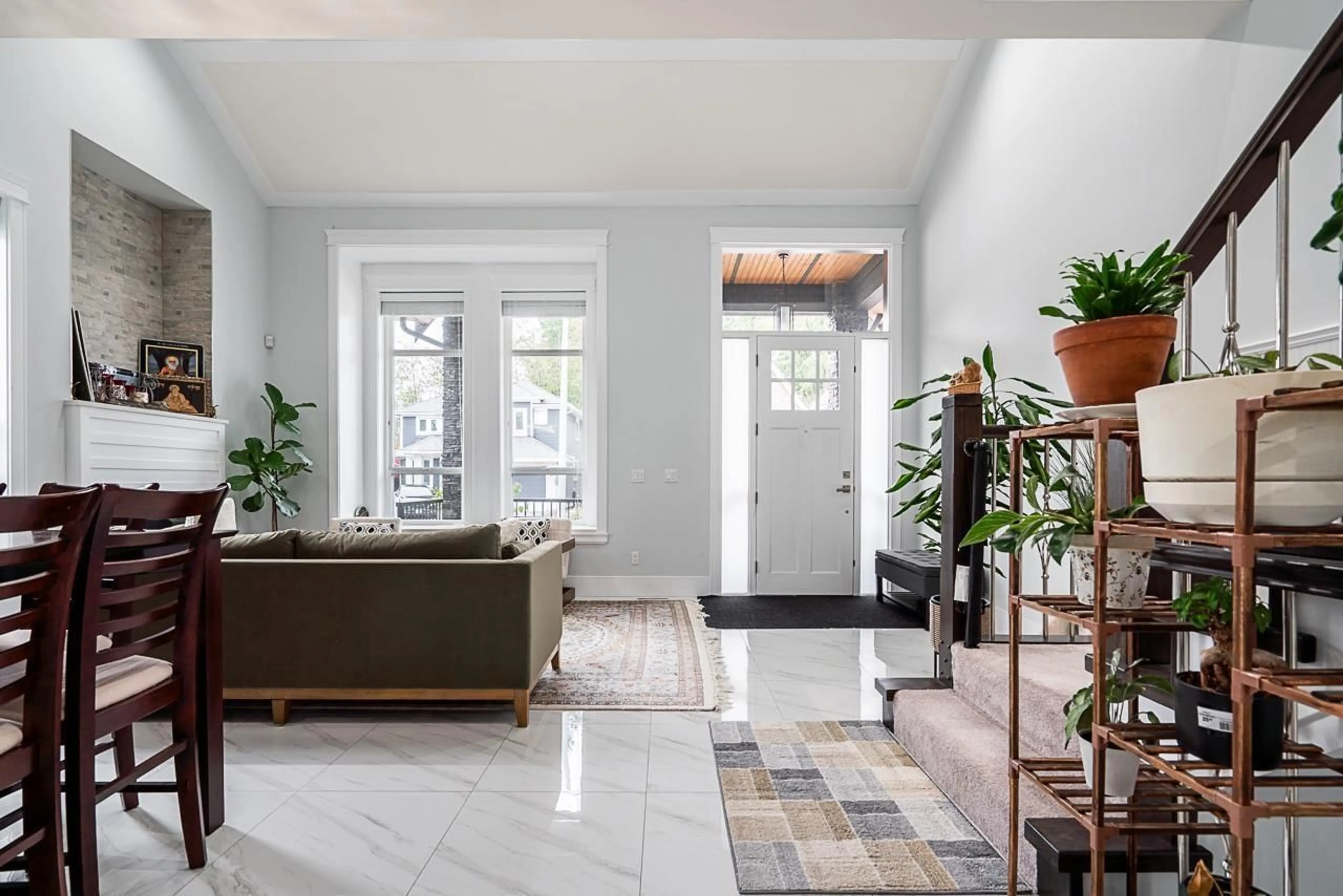 Indoor entryway for 5832 140A PLACE, Surrey British Columbia V3X0G7