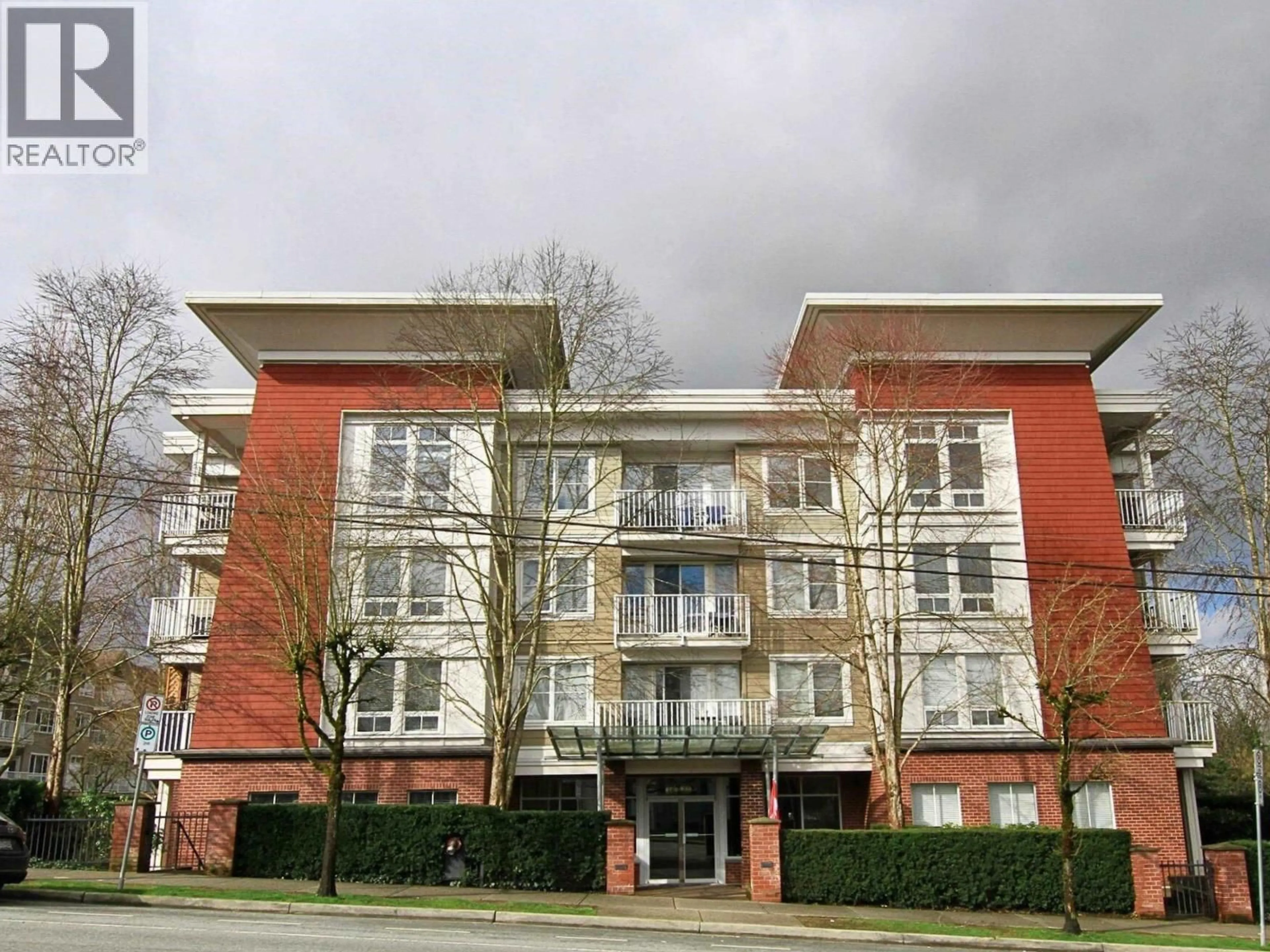 A pic from outside/outdoor area/front of a property/back of a property/a pic from drone, building for 307 - 12283 224 STREET, Maple Ridge British Columbia V2X8Z3