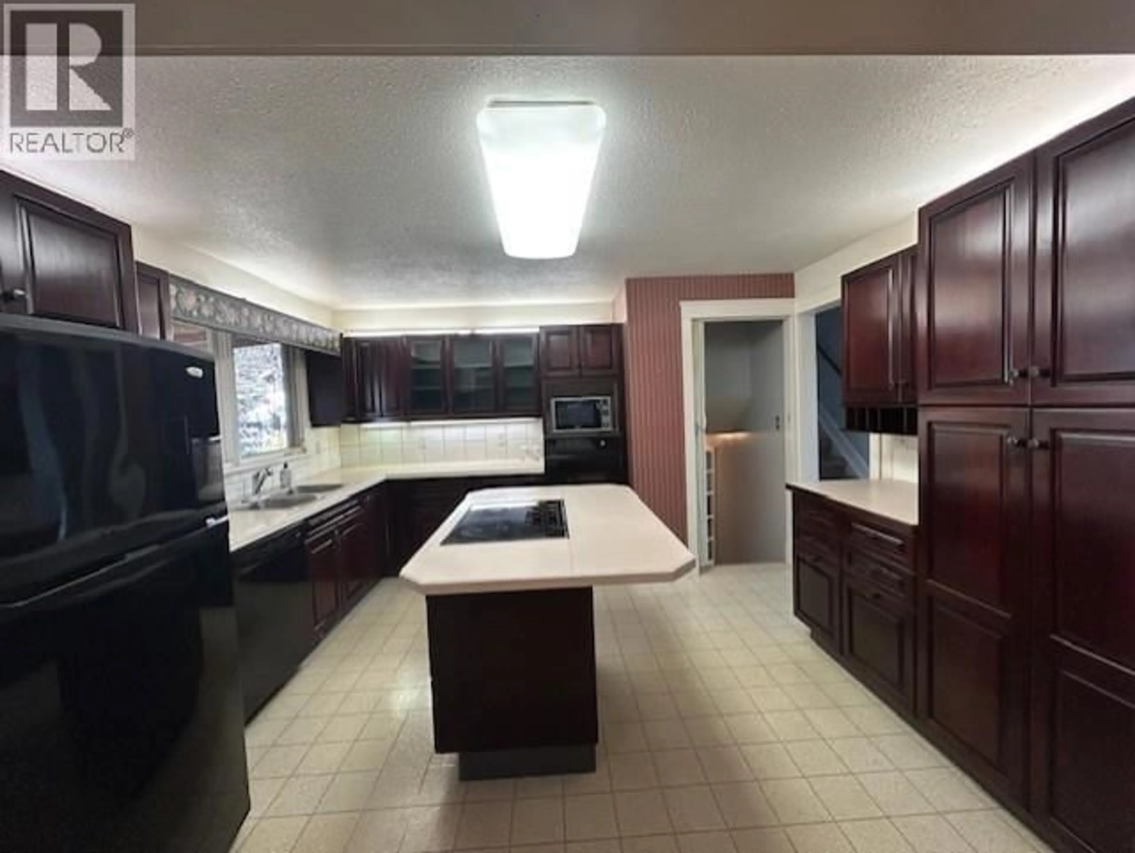 Unknown for 5711 GAIRDNER CRESCENT, Fort Nelson British Columbia V0C1R0