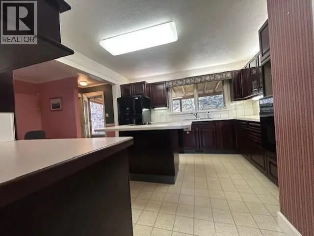 5711 GAIRDNER CRESCENT, Fort Nelson 3