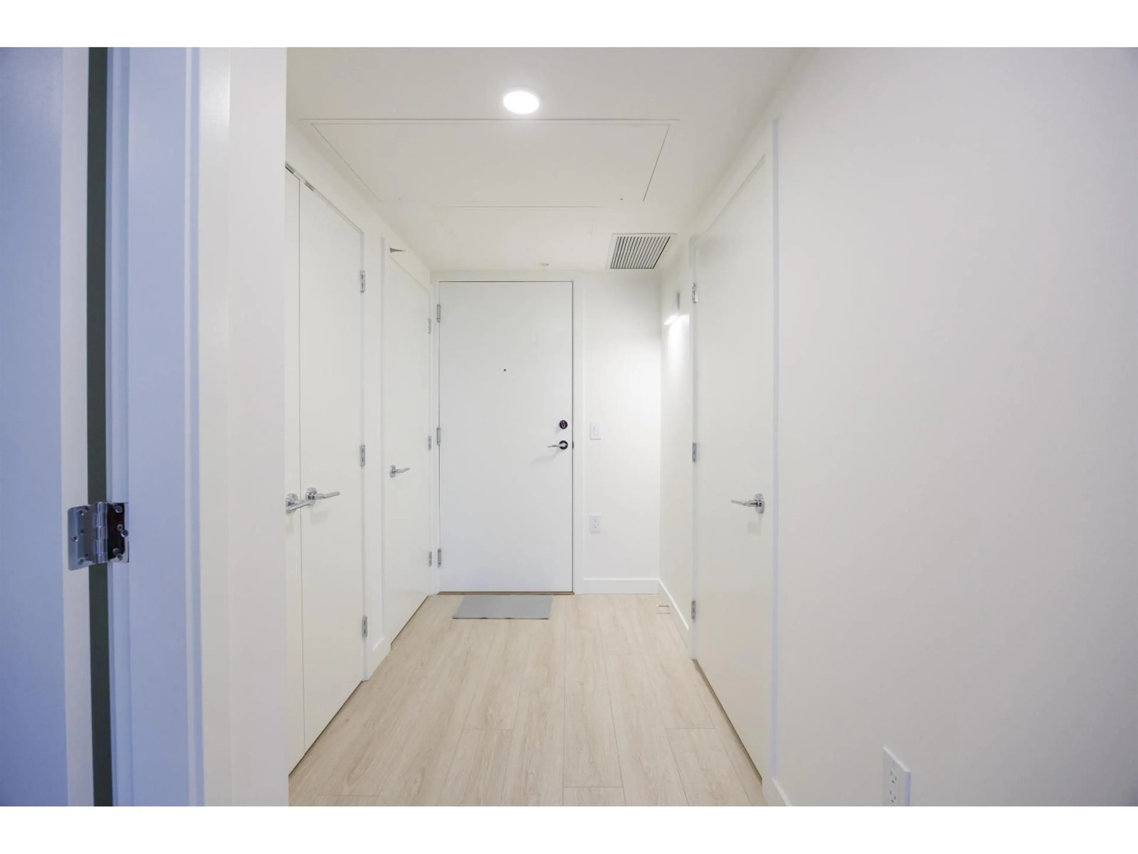 Unknown for 1104 - 13675 107A, Surrey British Columbia V3T0X2