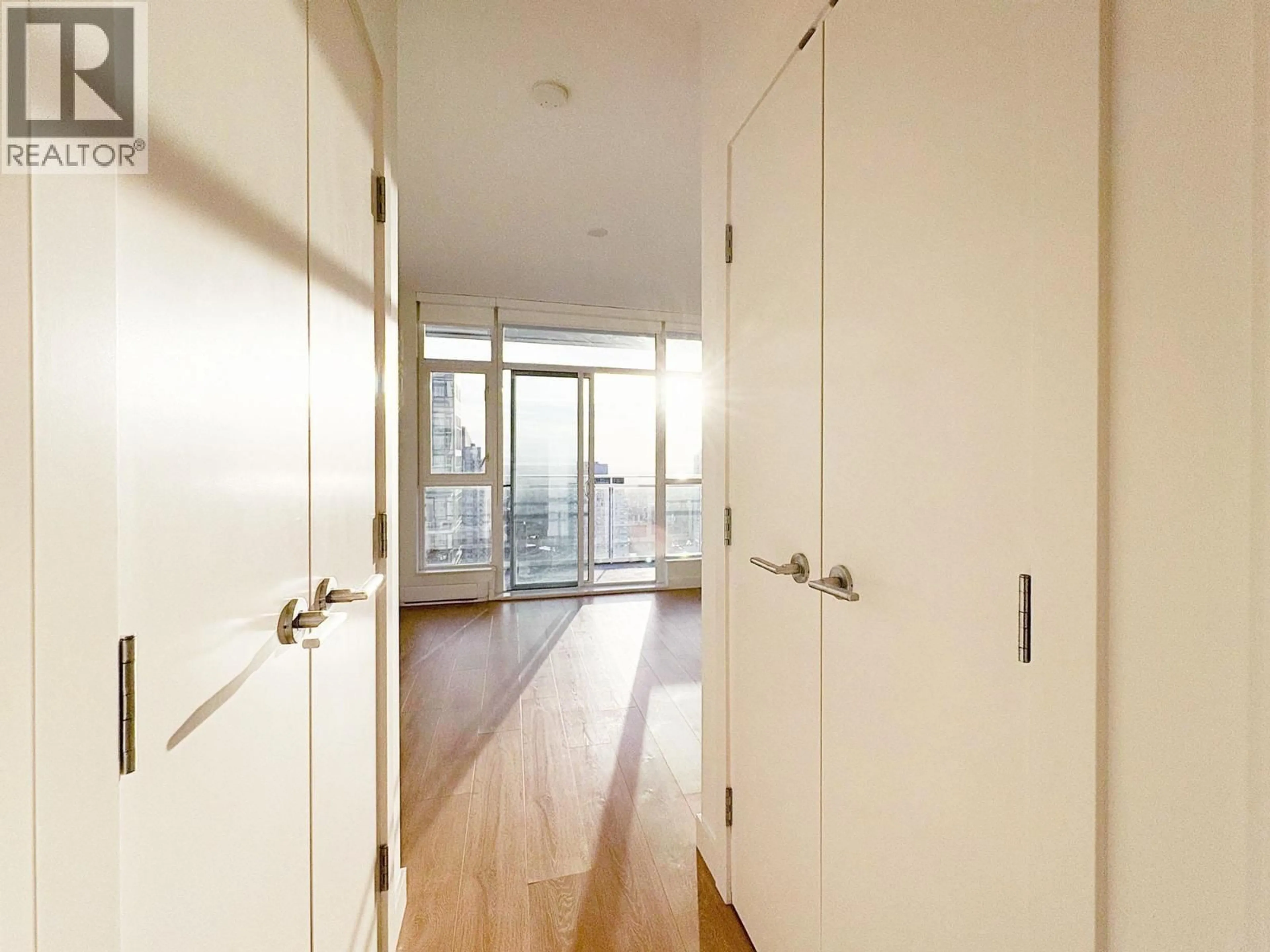 Indoor entryway for 4605 - 4670 ASSEMBLY WAY, Burnaby British Columbia V5H0H3