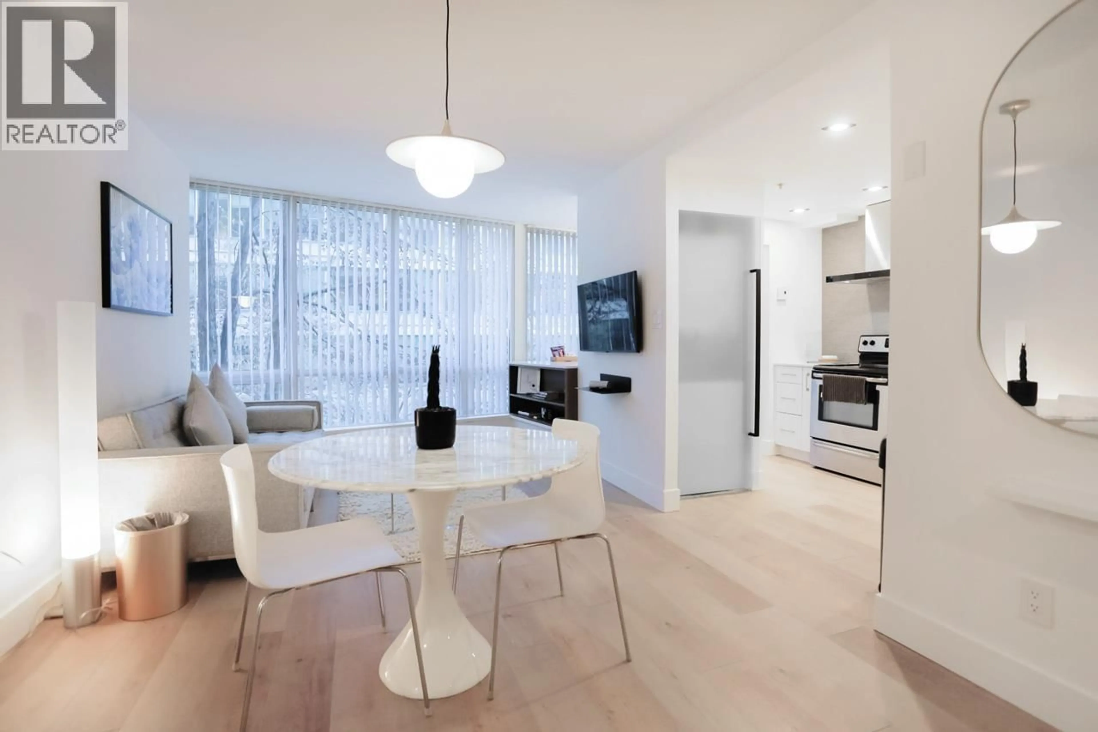 Open concept kitchen, unknown for 608 - 1166 MELVILLE STREET, Vancouver British Columbia V6E4P5
